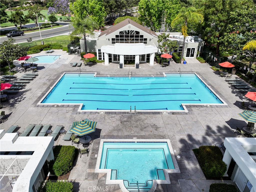 18 Parkwood