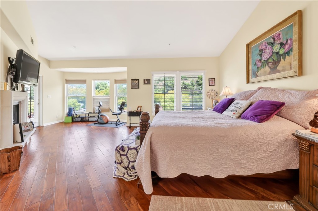 30 Plaza Caloroso