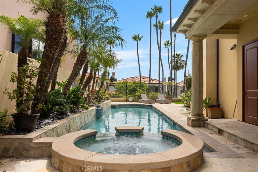 101 Ritz Cove Drive