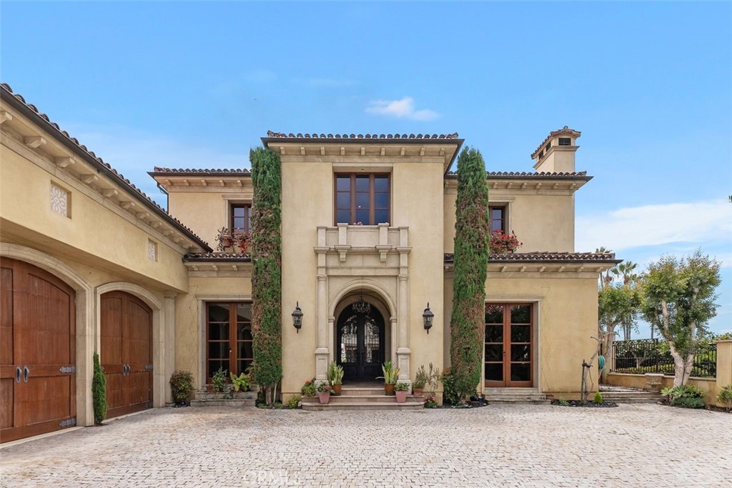 101 Ritz Cove Drive