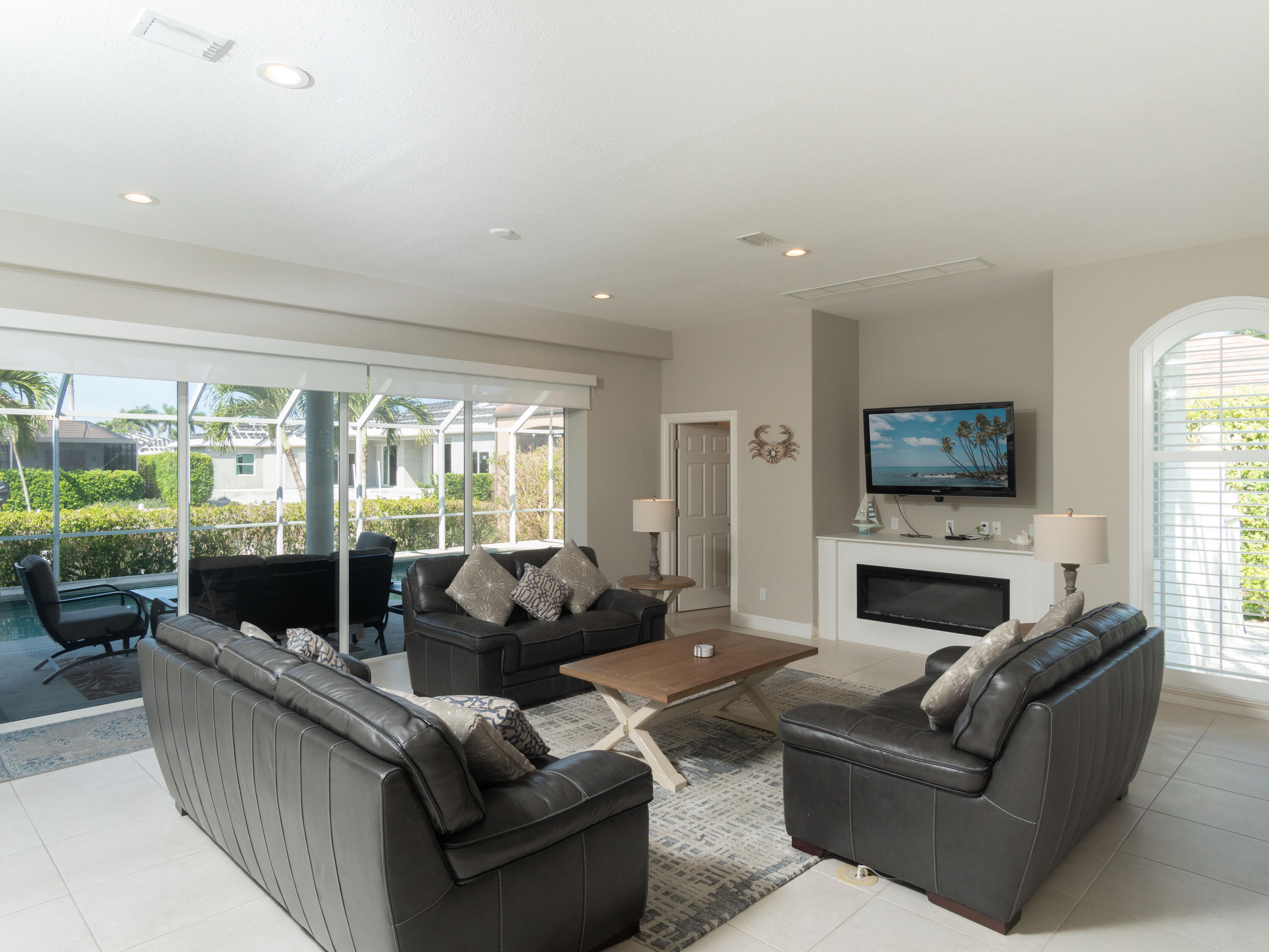 12 BLUEHILL COURT