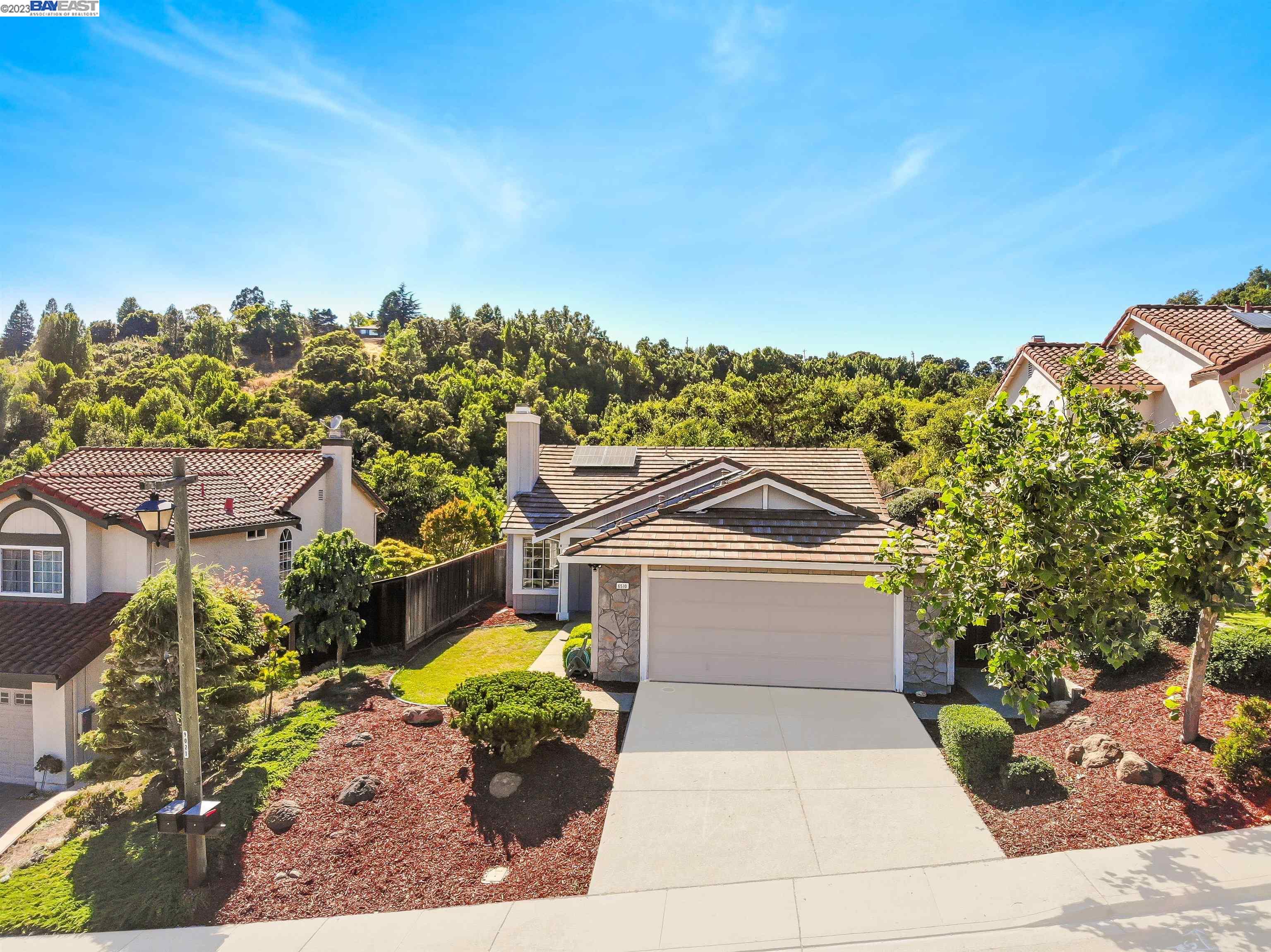 6510 Ridgewood Dr