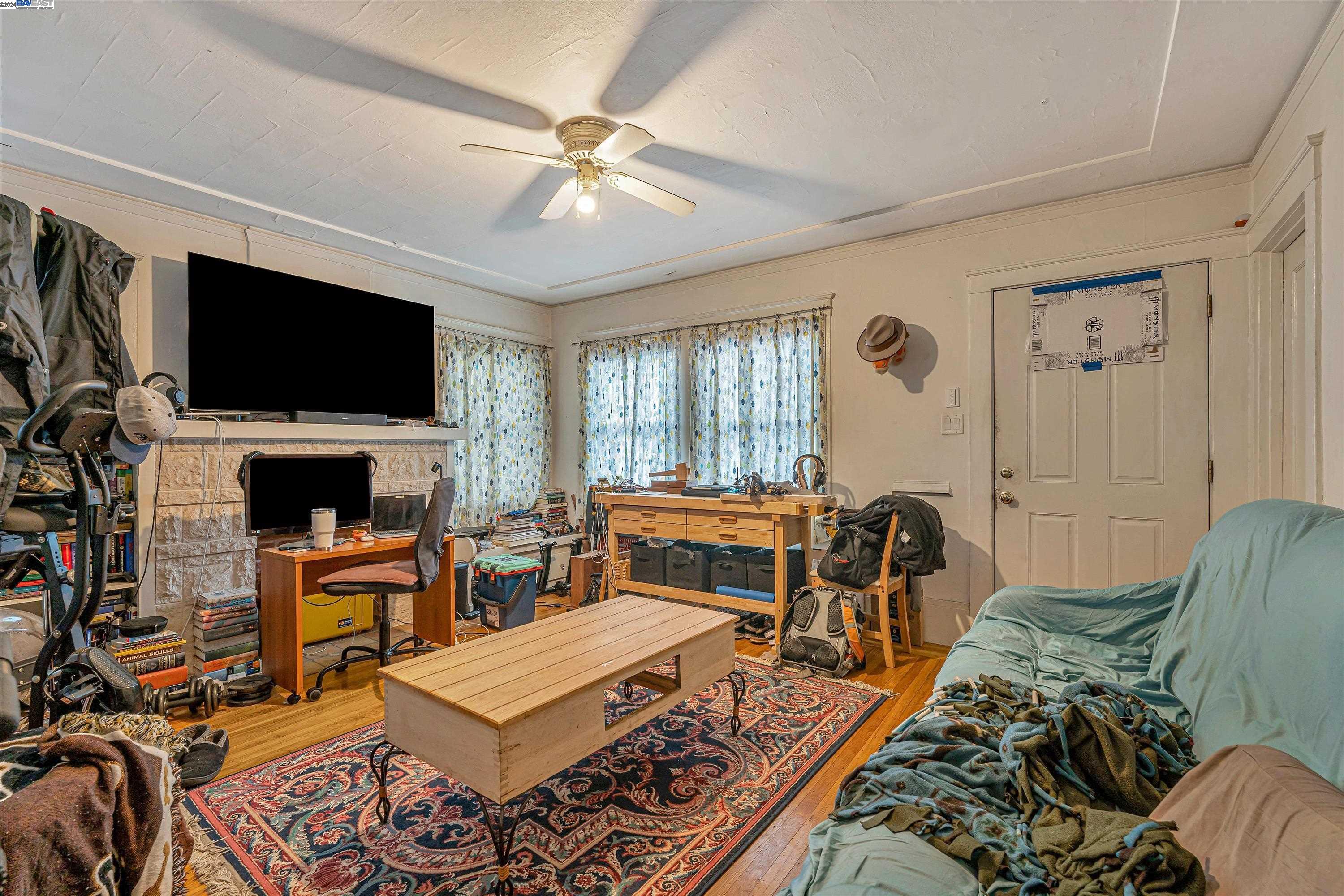 728 Taylor Ave