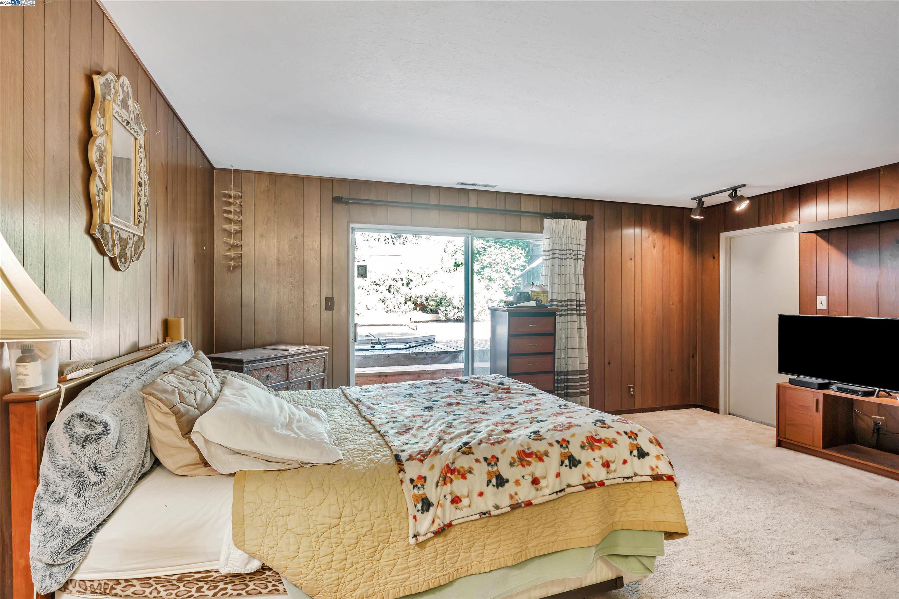 5308 Camino Alta Mira