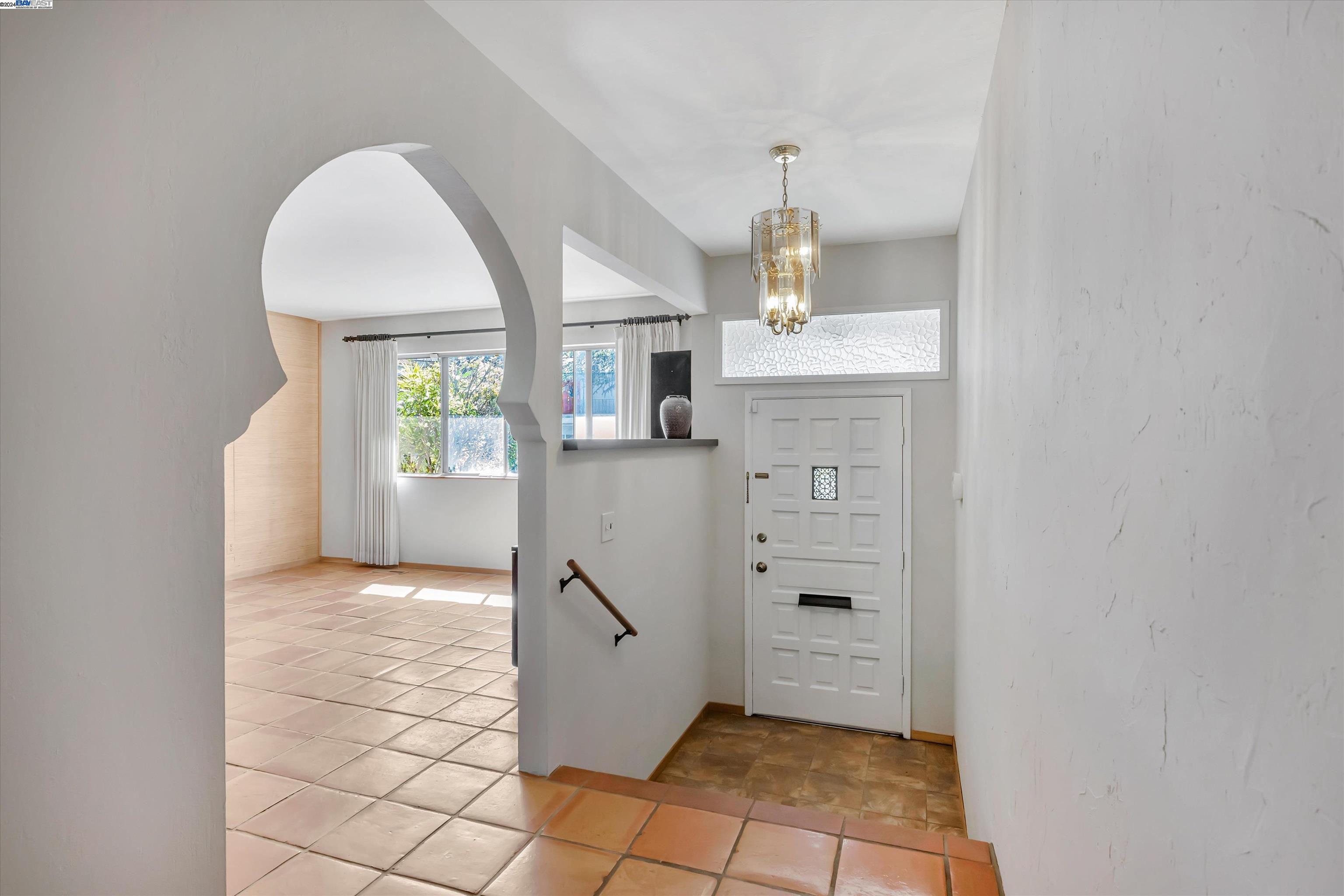 5308 Camino Alta Mira