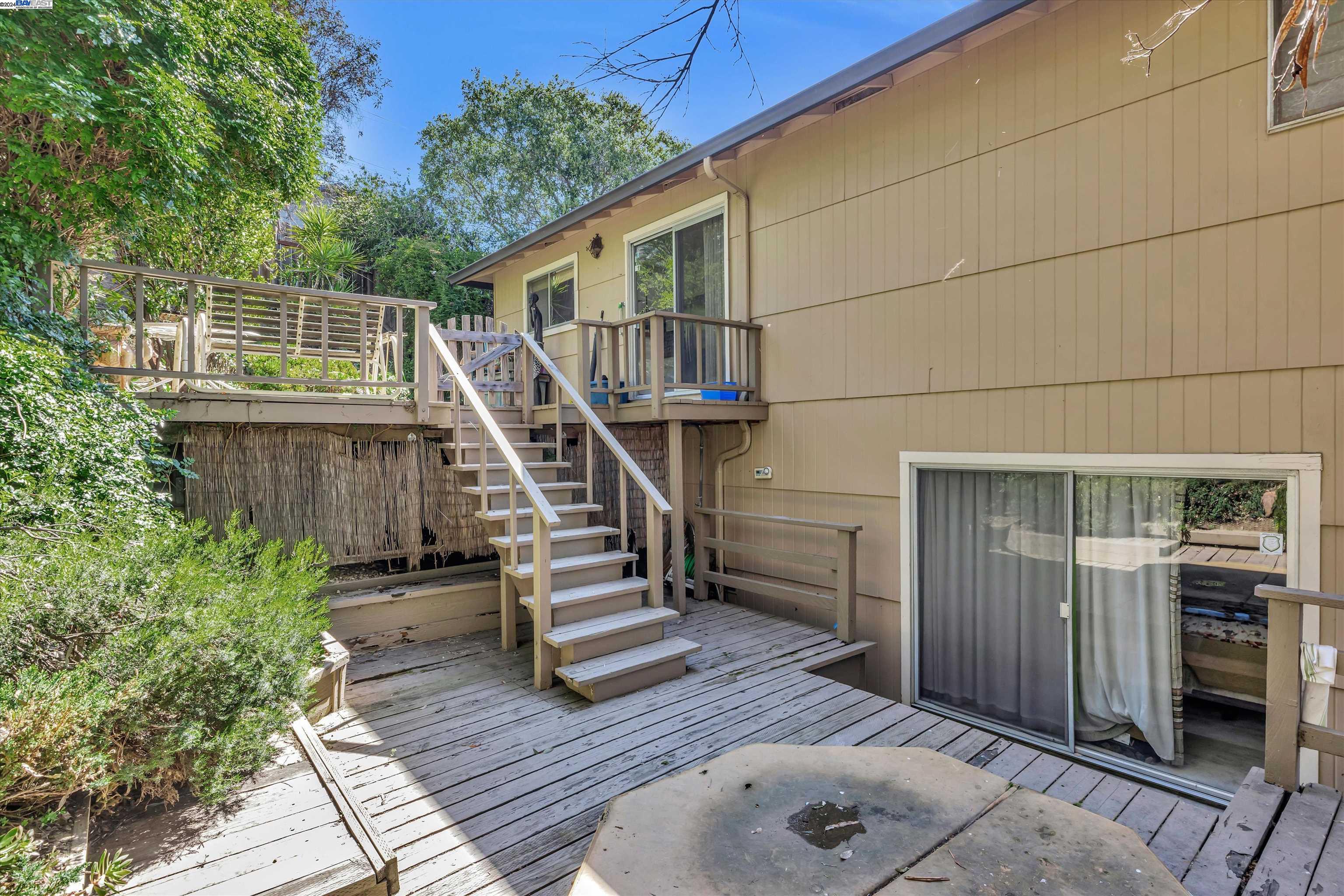 5308 Camino Alta Mira