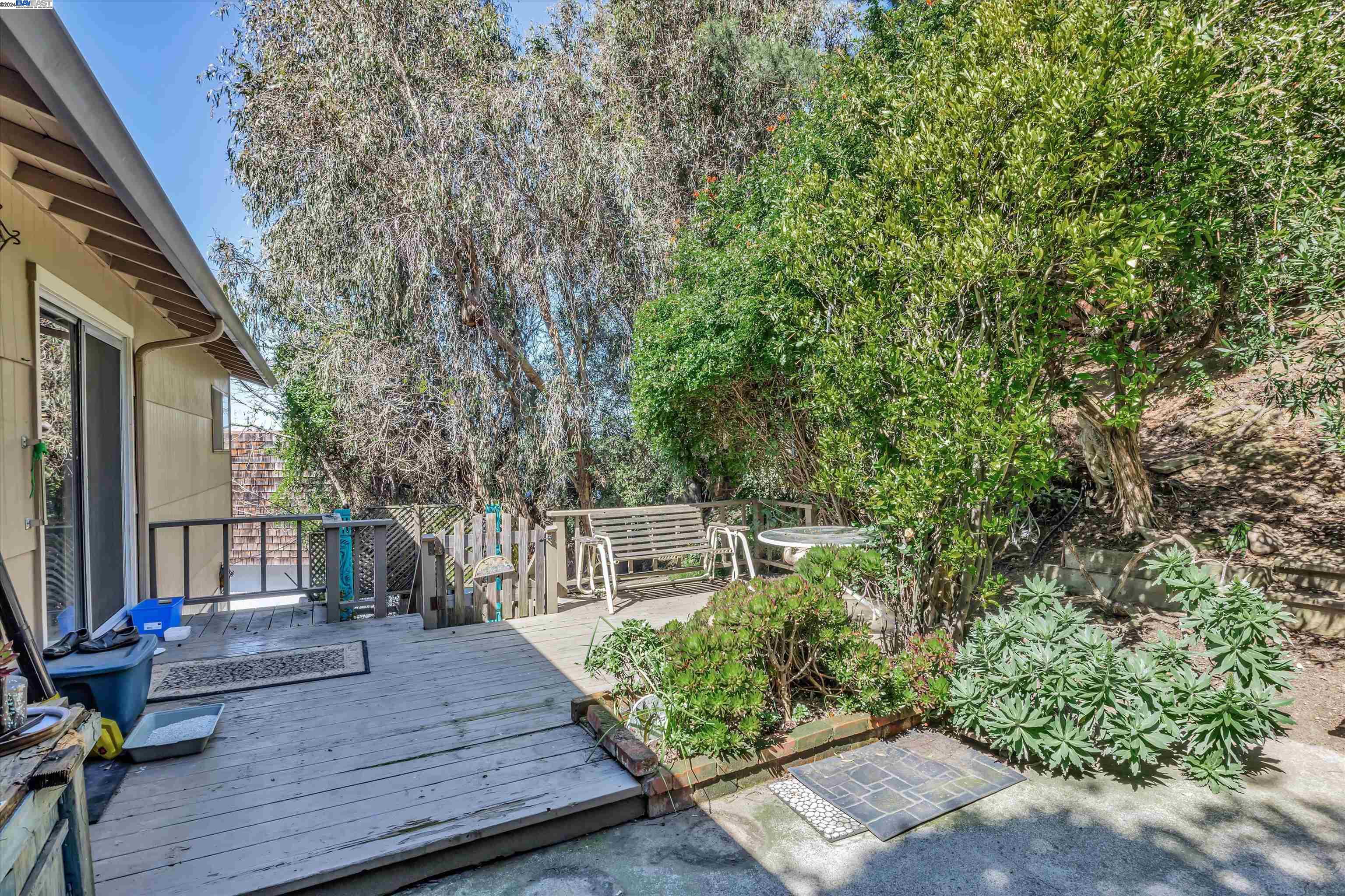 5308 Camino Alta Mira