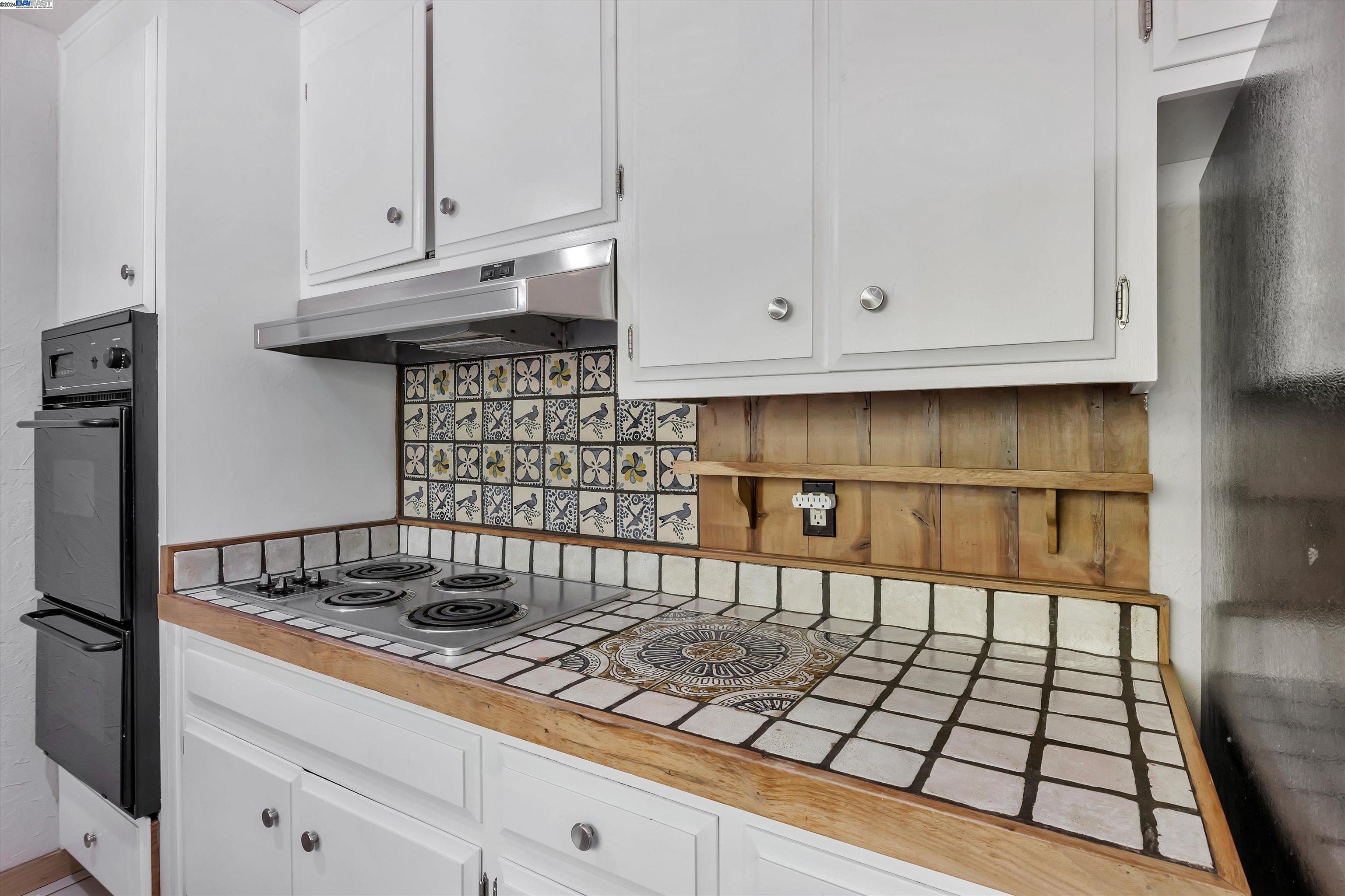 5308 Camino Alta Mira