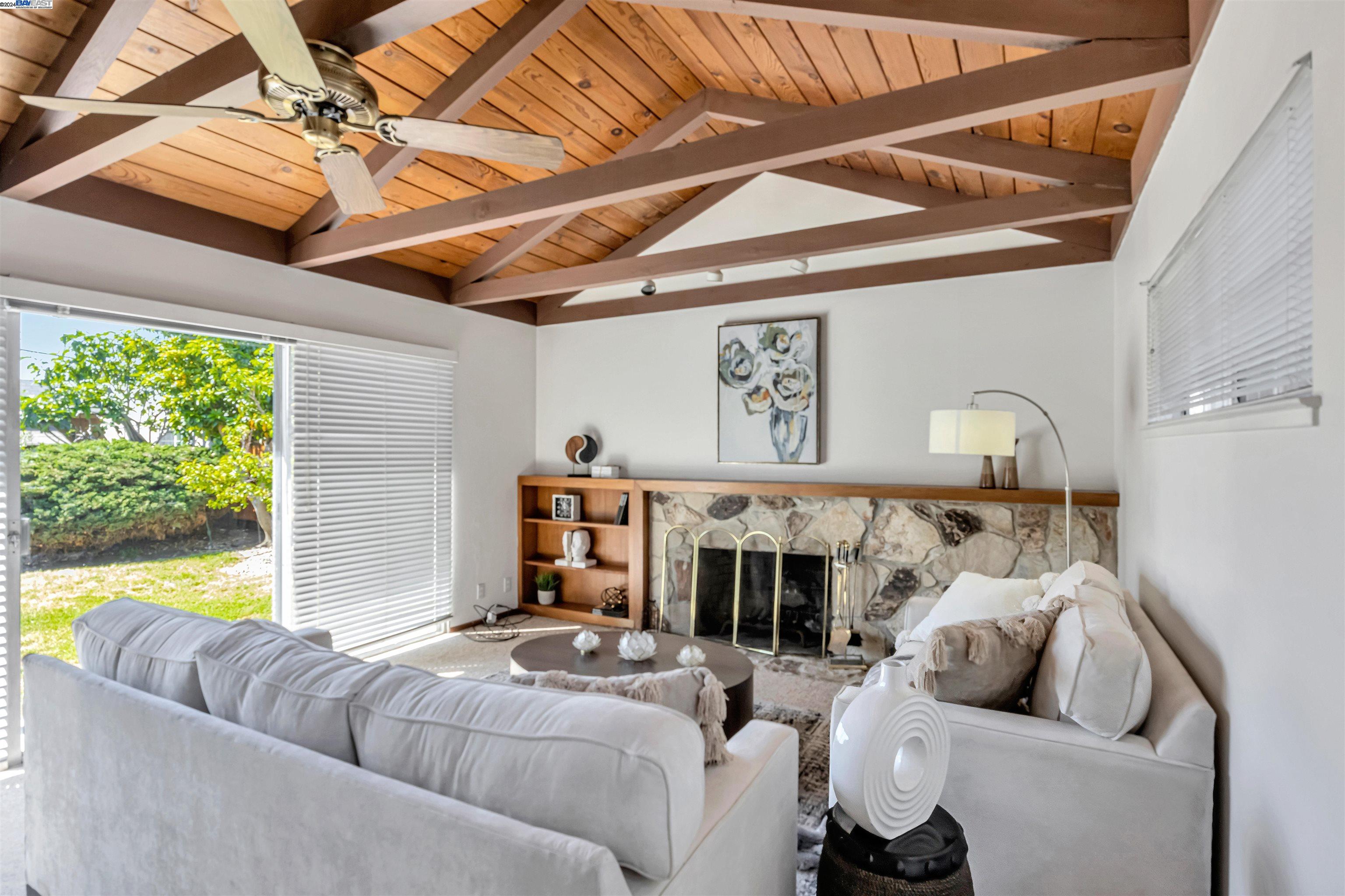 3583 Del Monte Way