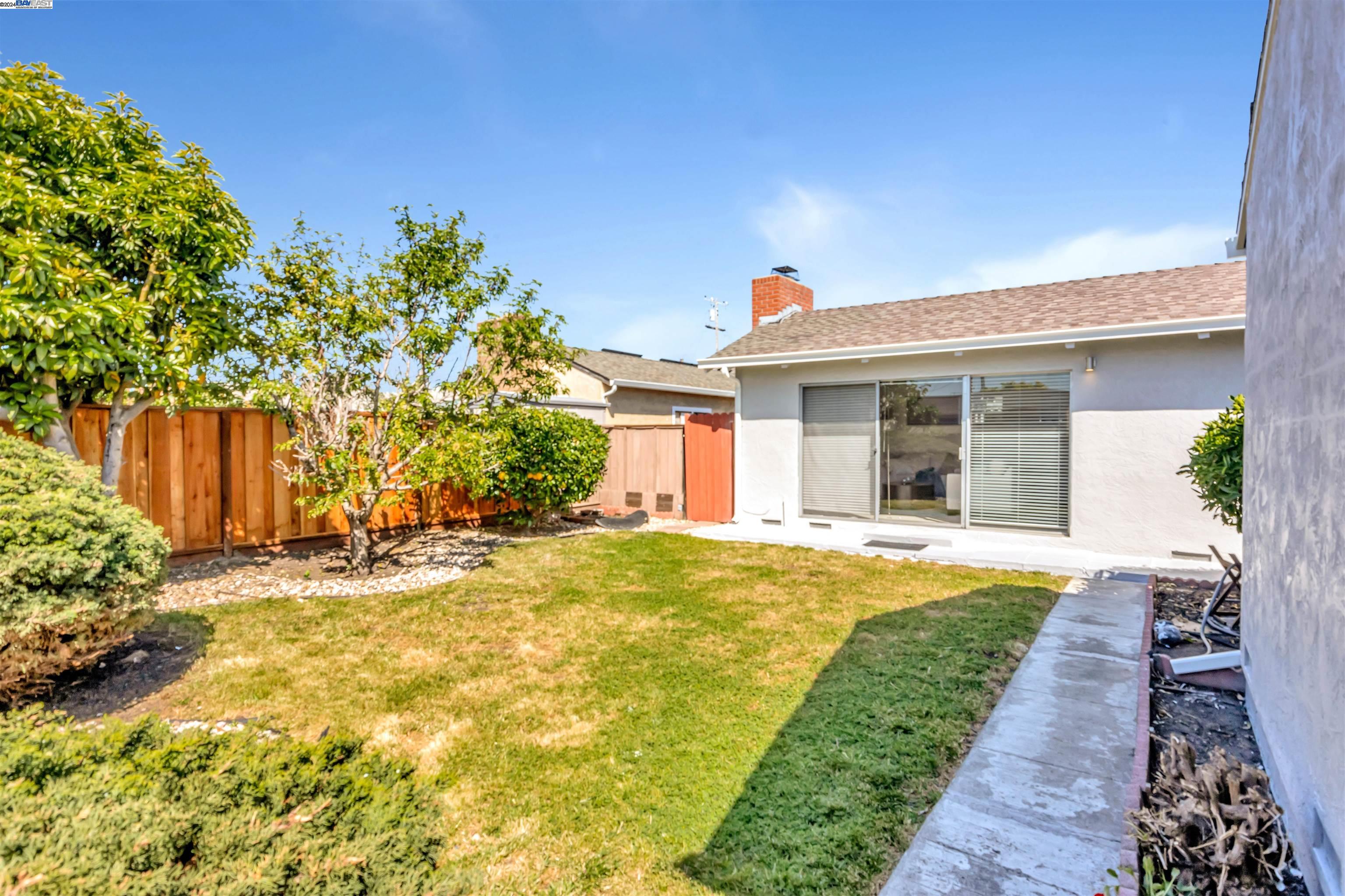 3583 Del Monte Way