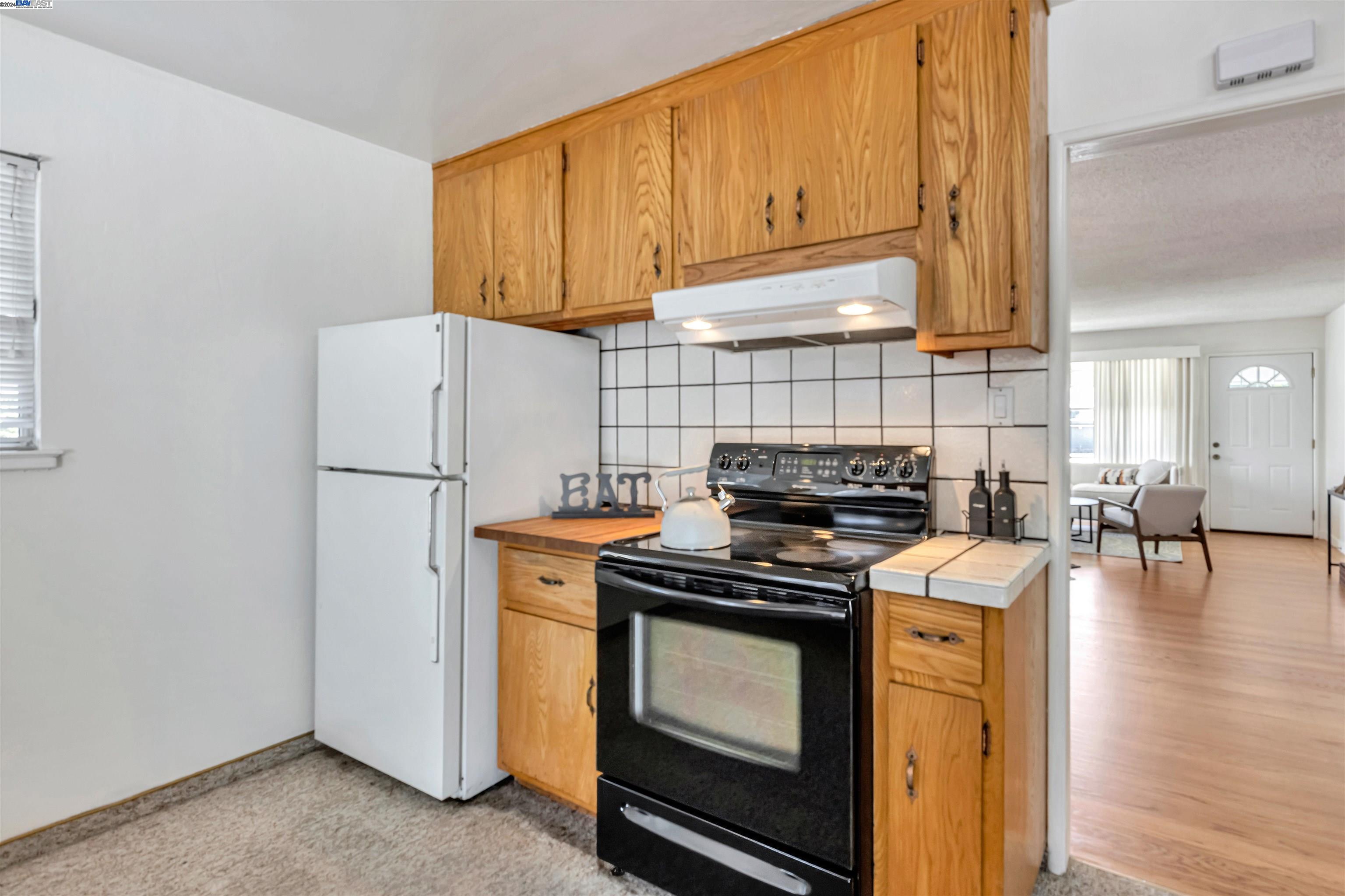 3583 Del Monte Way