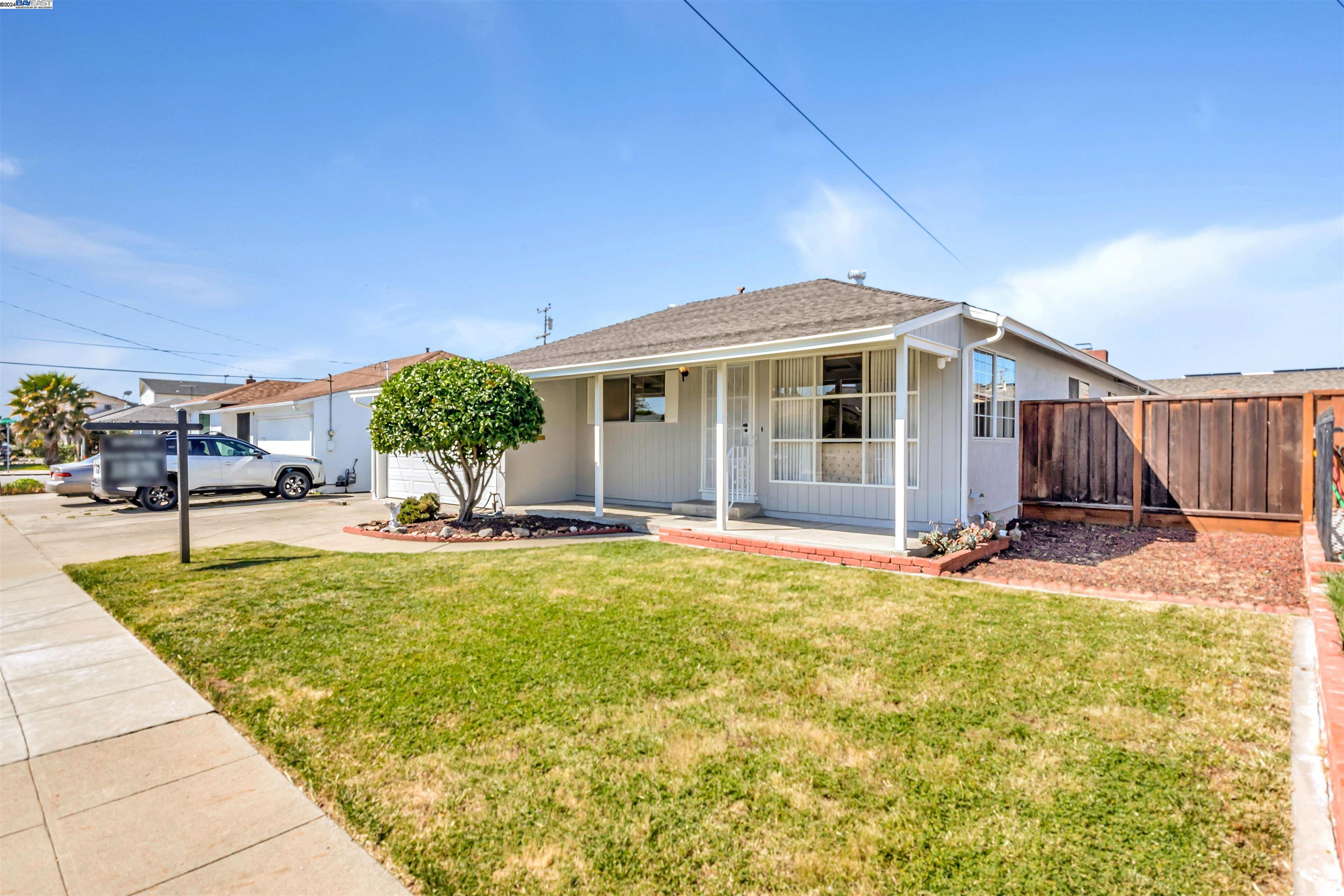 3583 Del Monte Way
