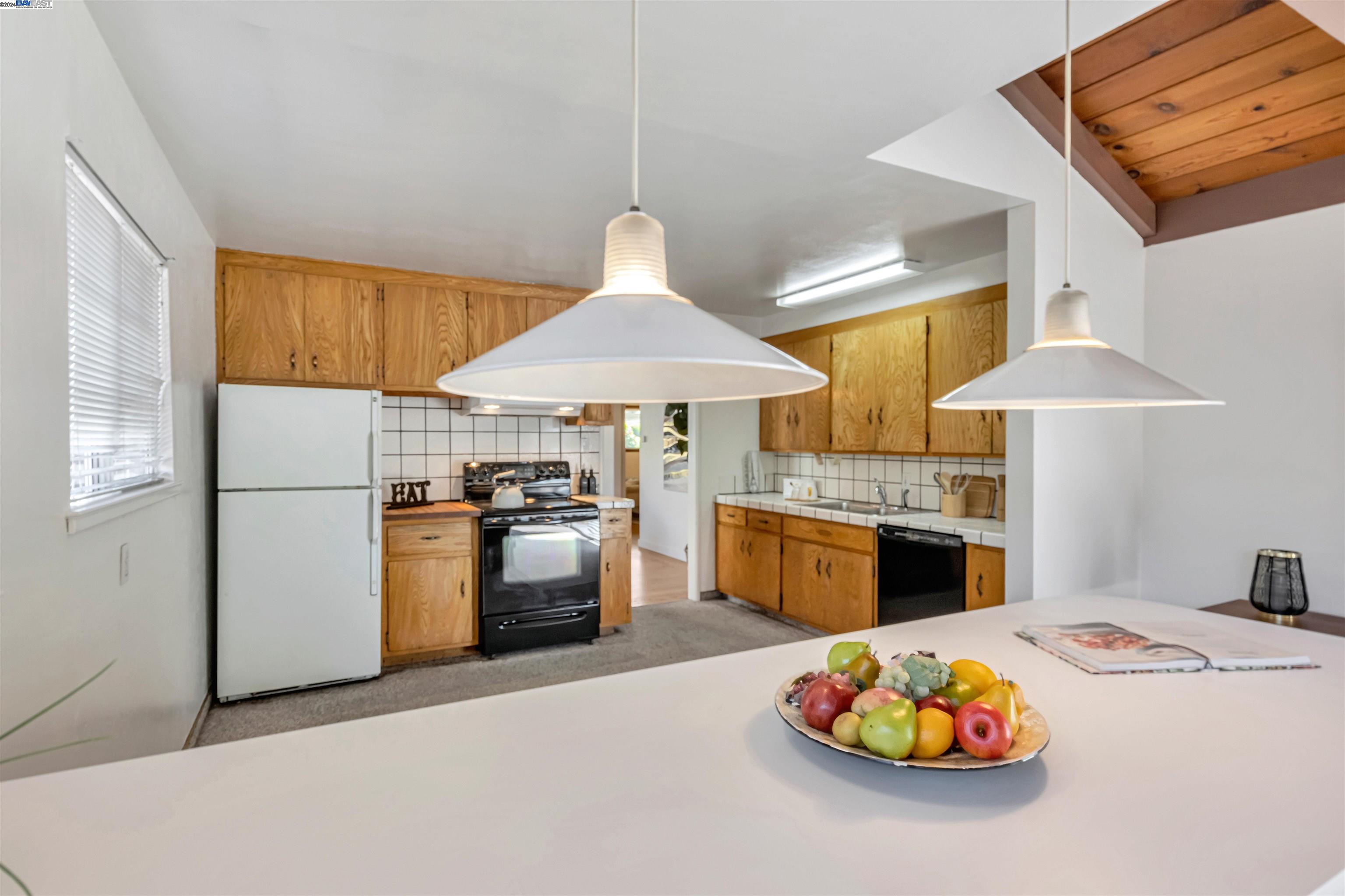 3583 Del Monte Way