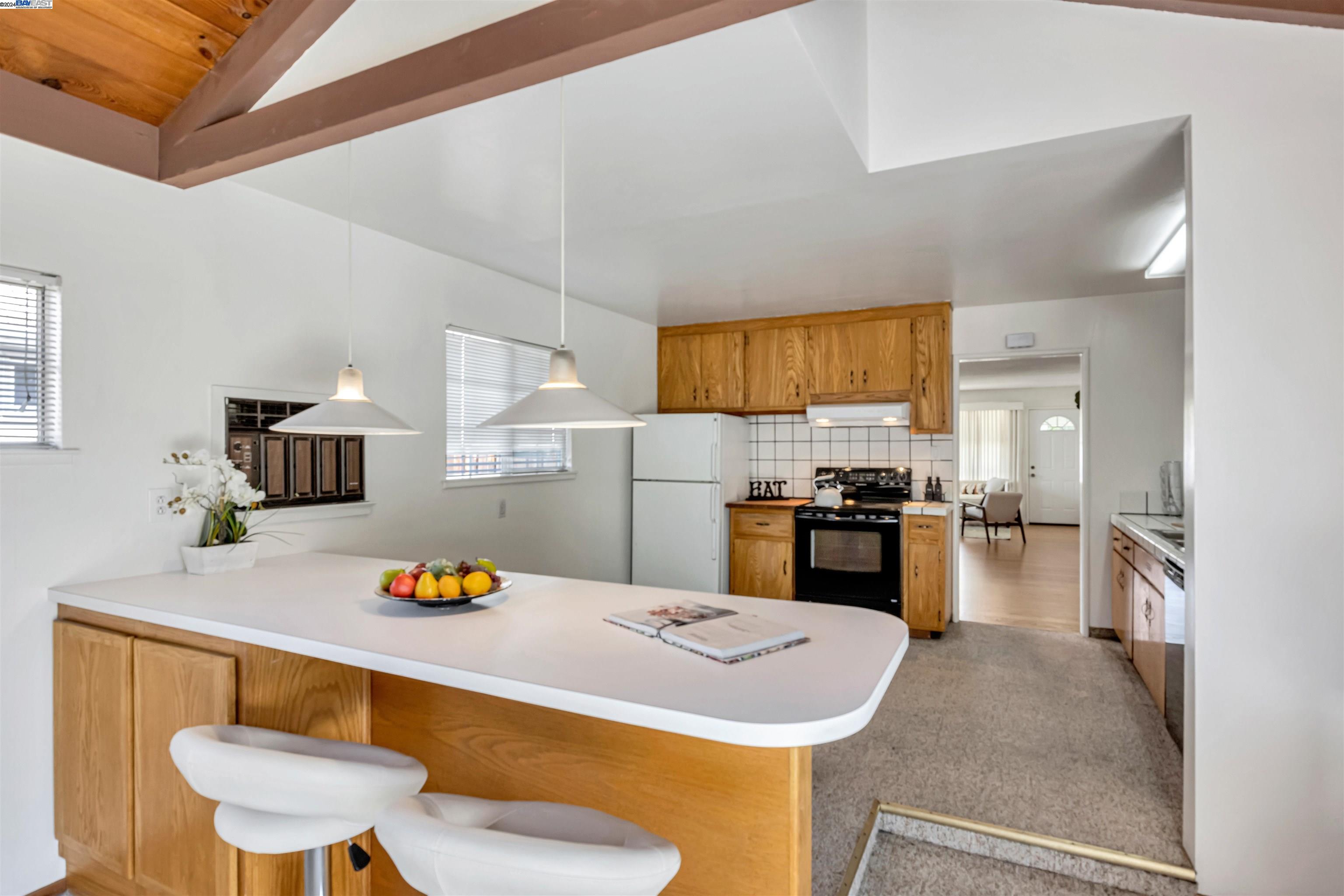 3583 Del Monte Way