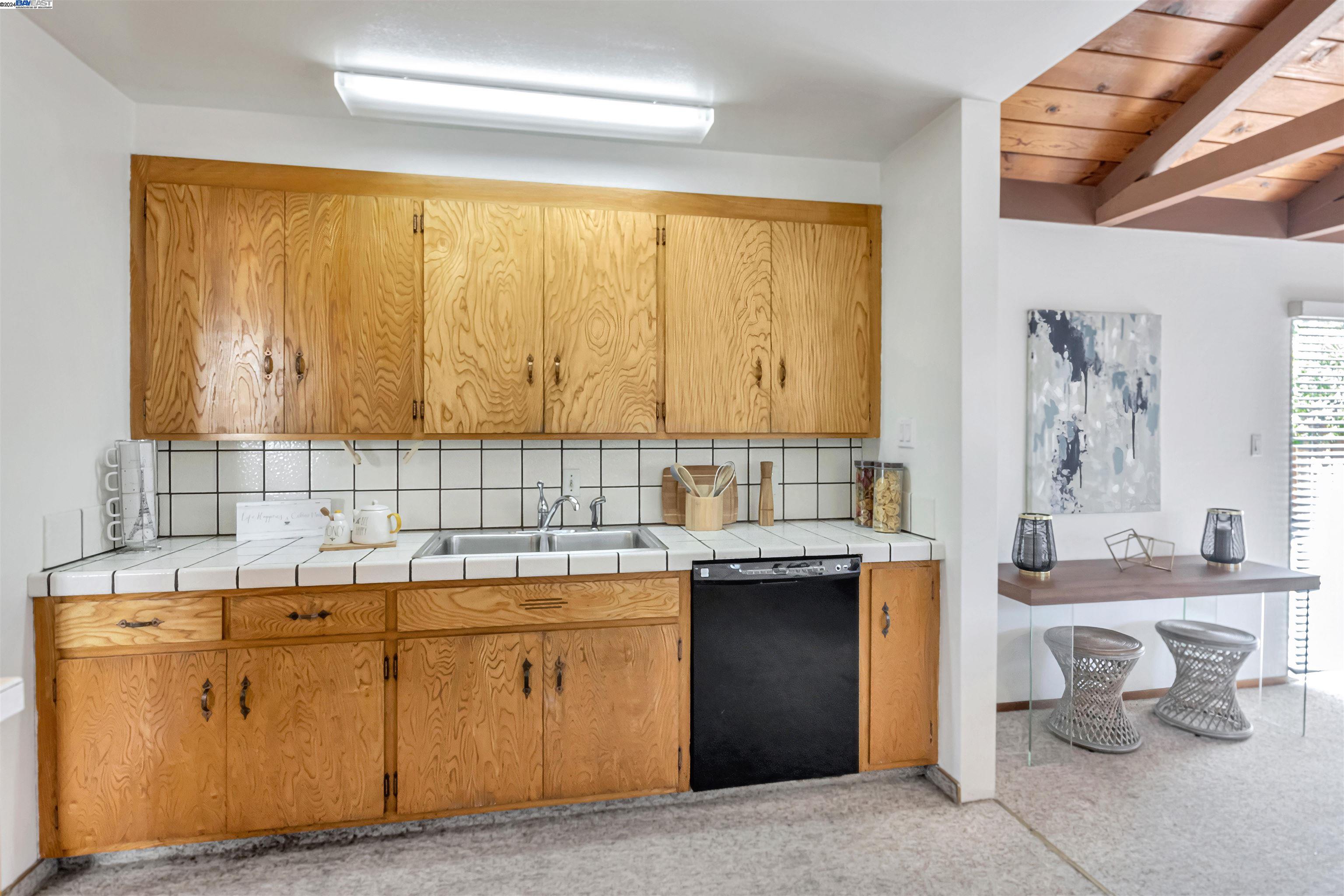 3583 Del Monte Way