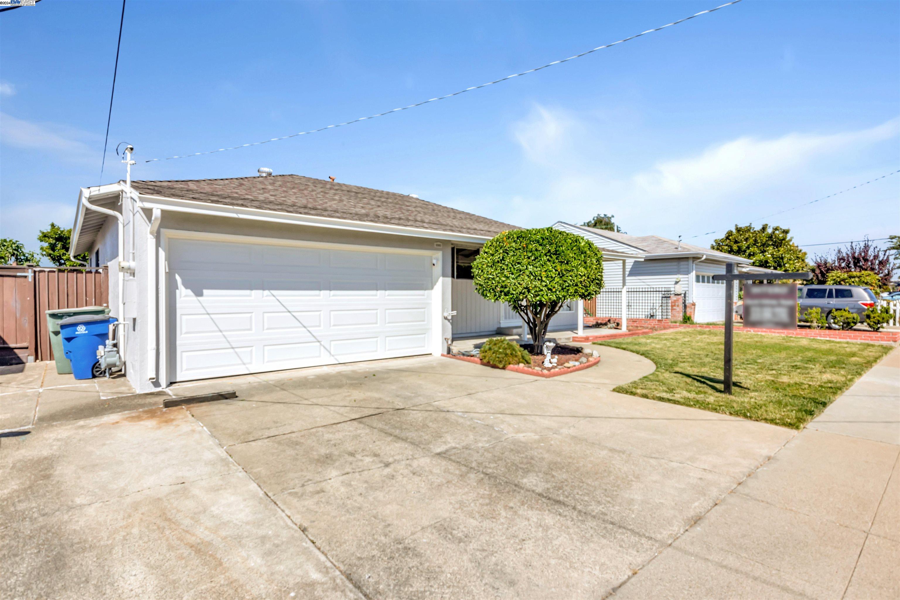 3583 Del Monte Way