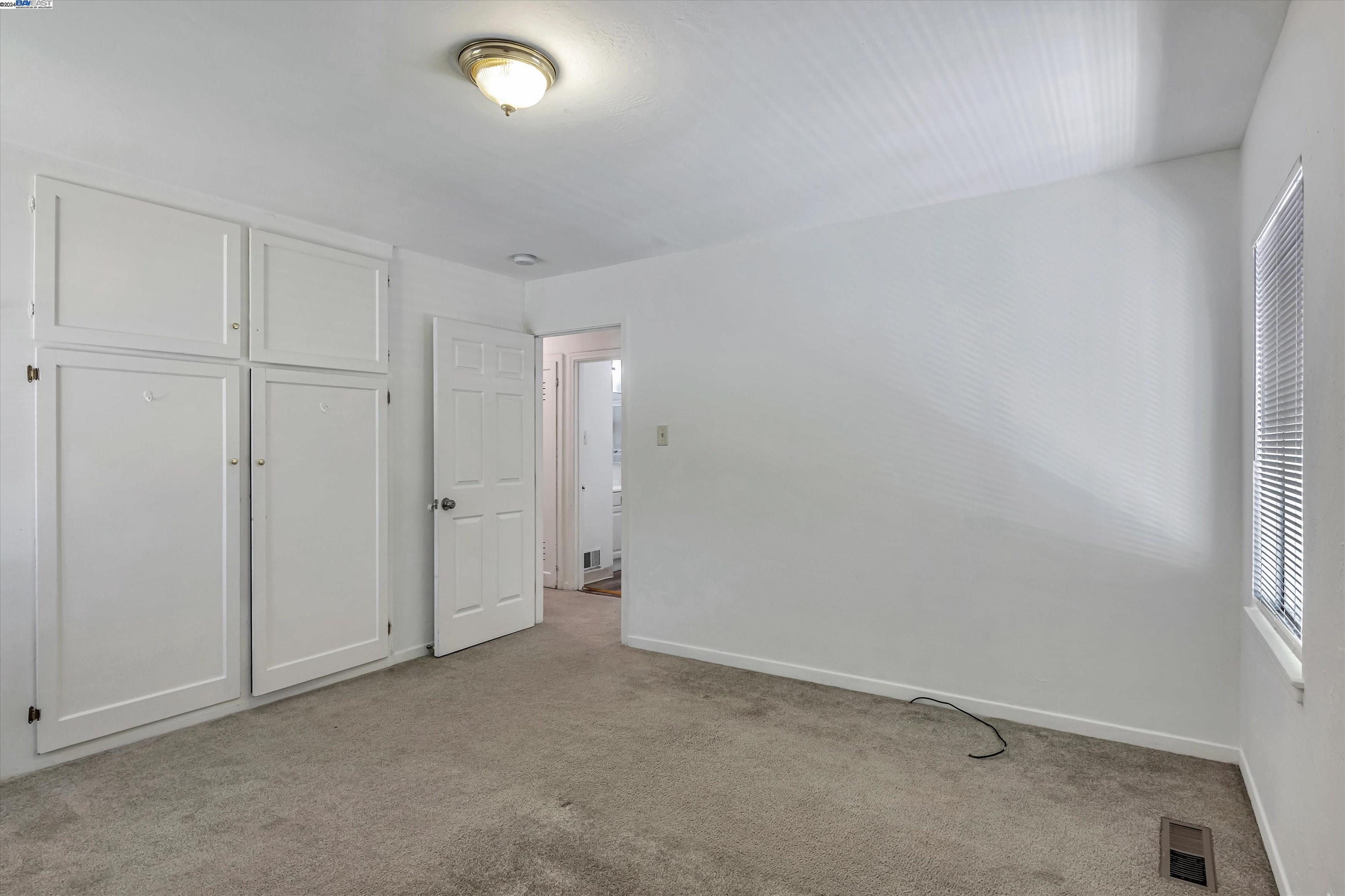 14885 Farnsworth
