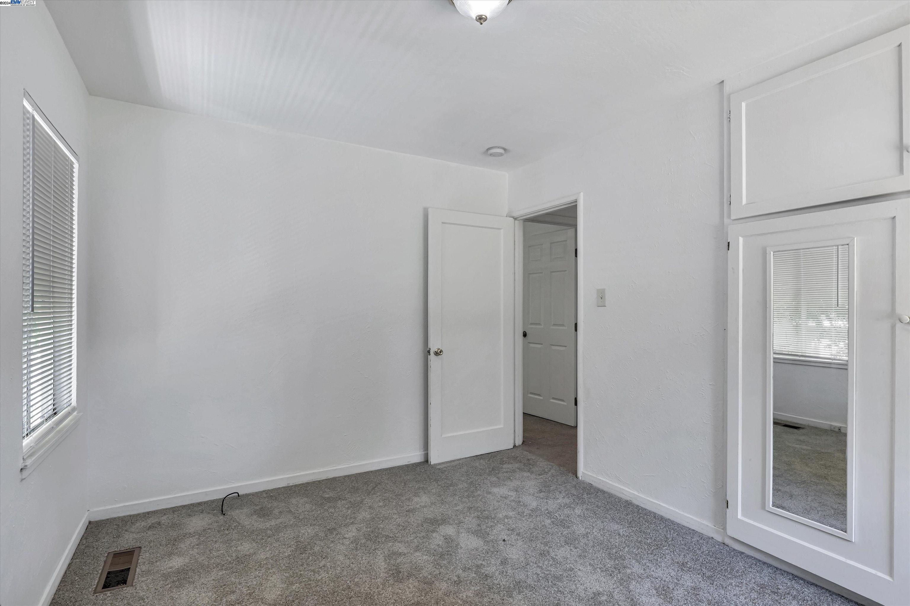 14885 Farnsworth