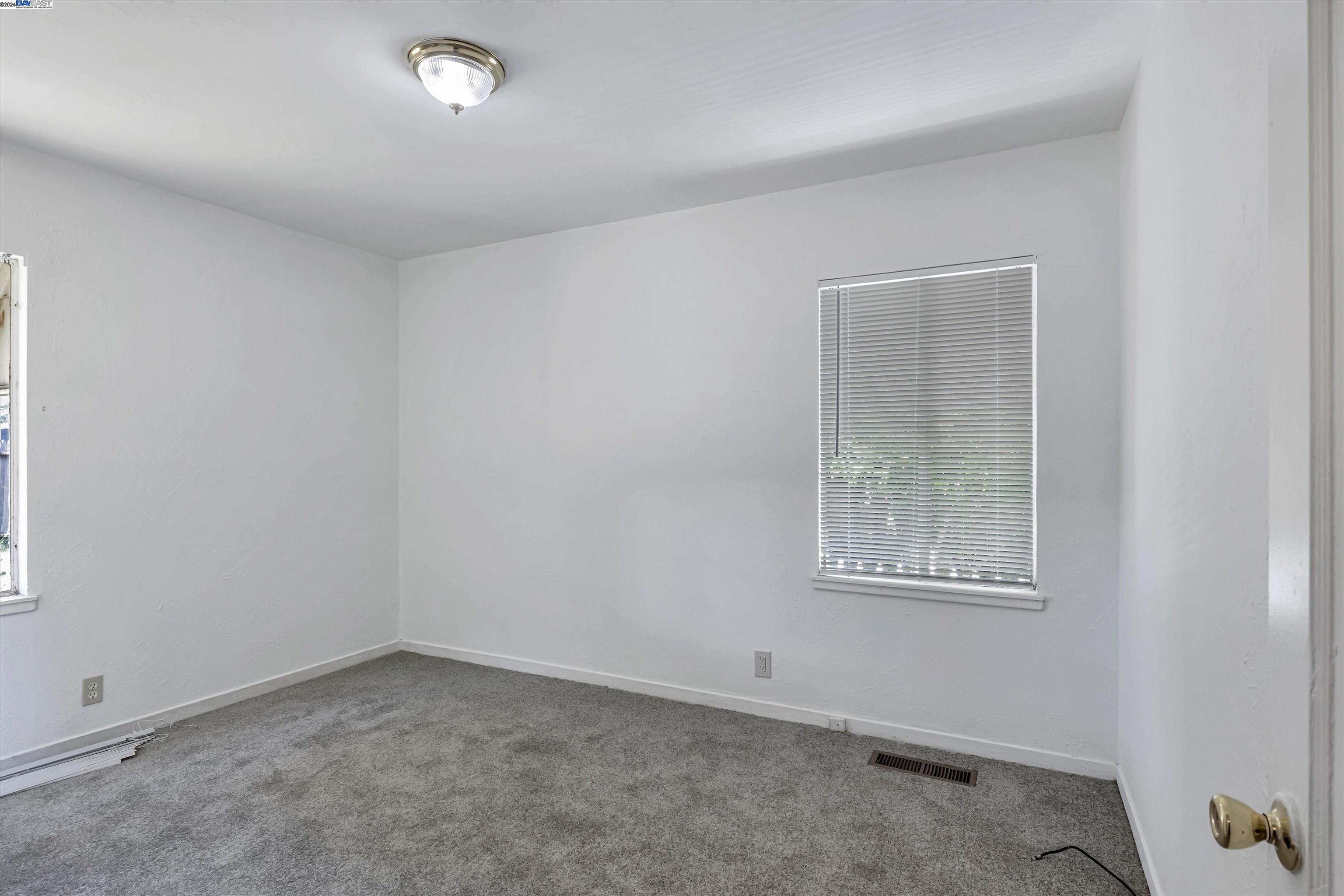 14885 Farnsworth