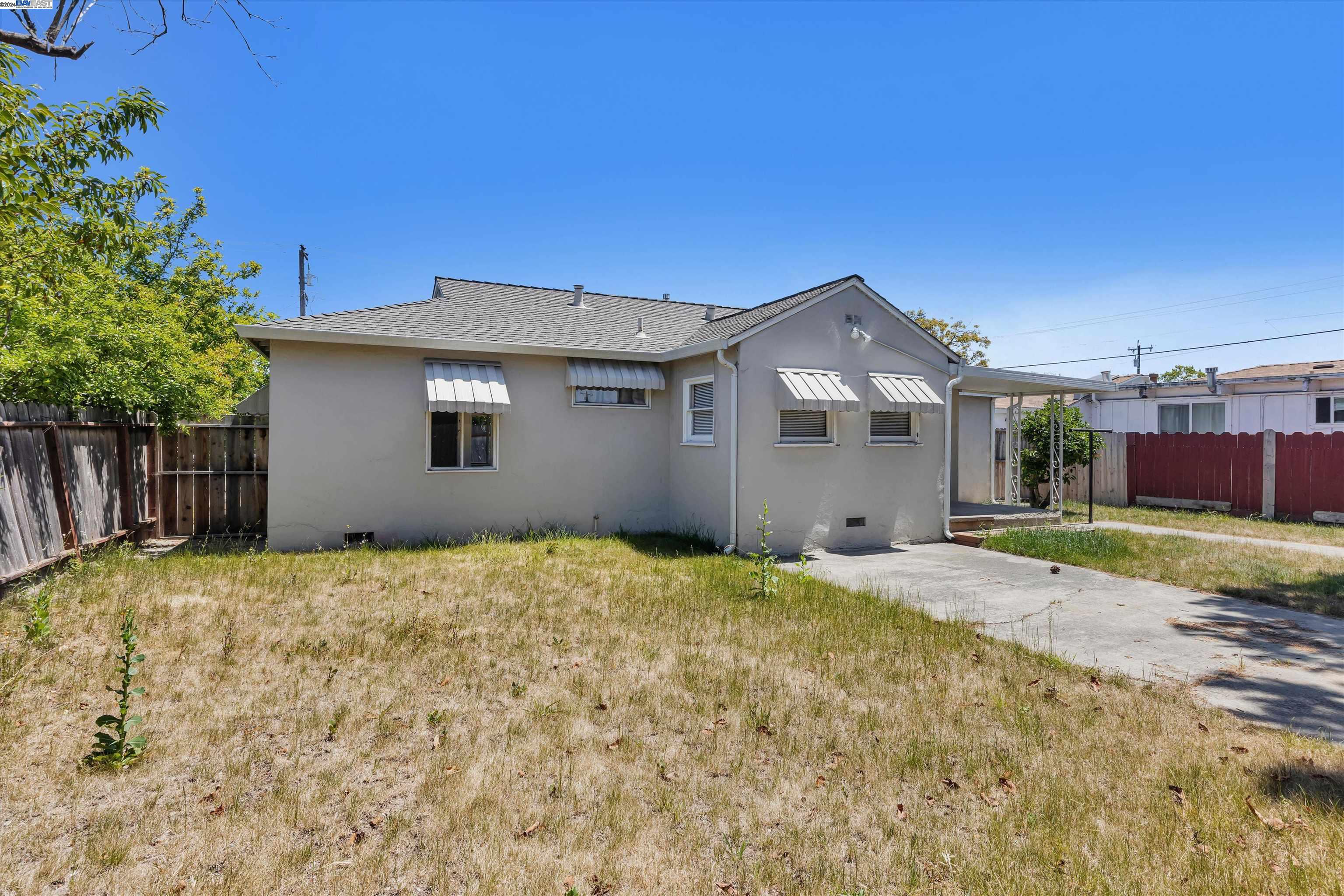 14885 Farnsworth