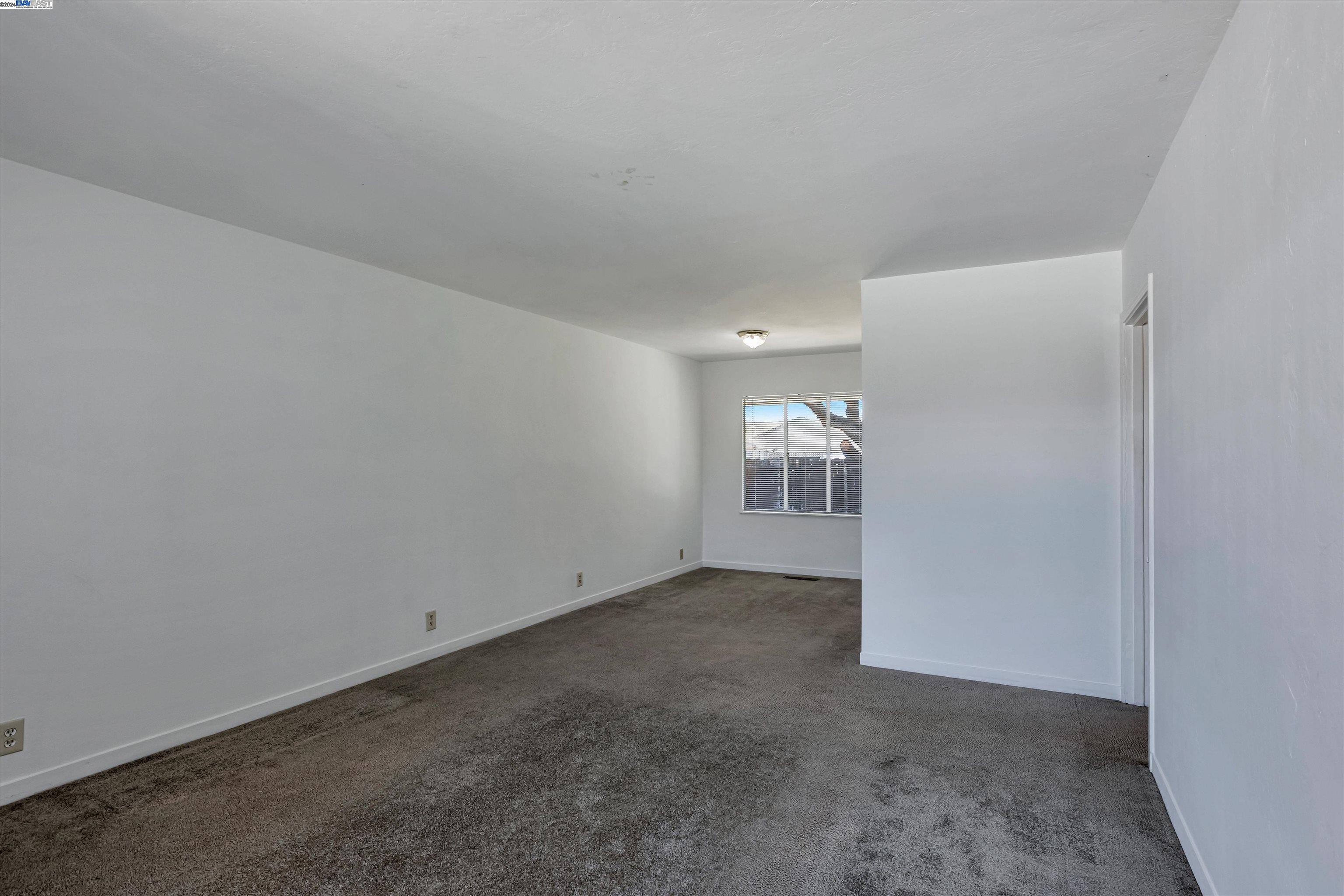 14885 Farnsworth