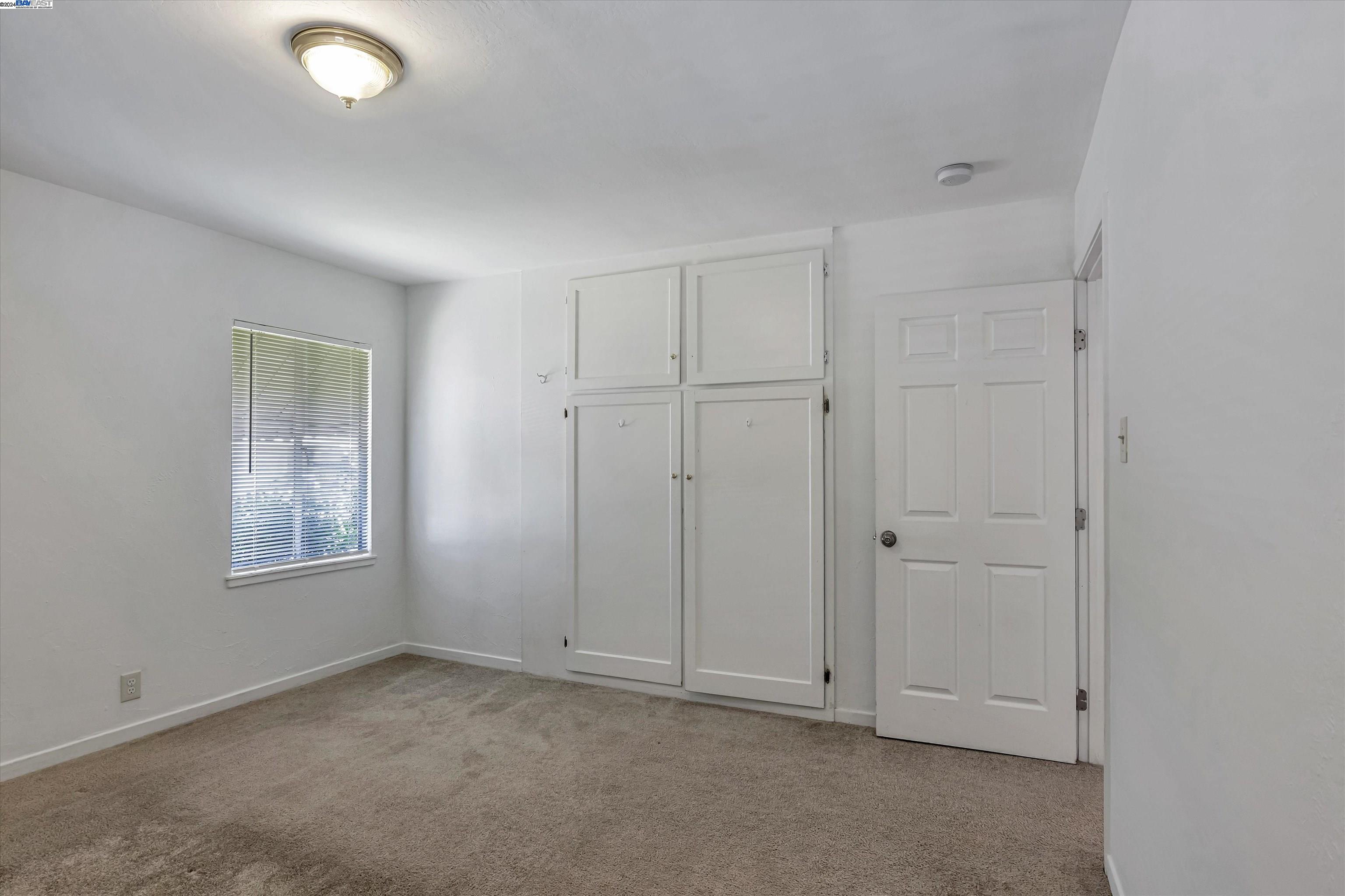 14885 Farnsworth