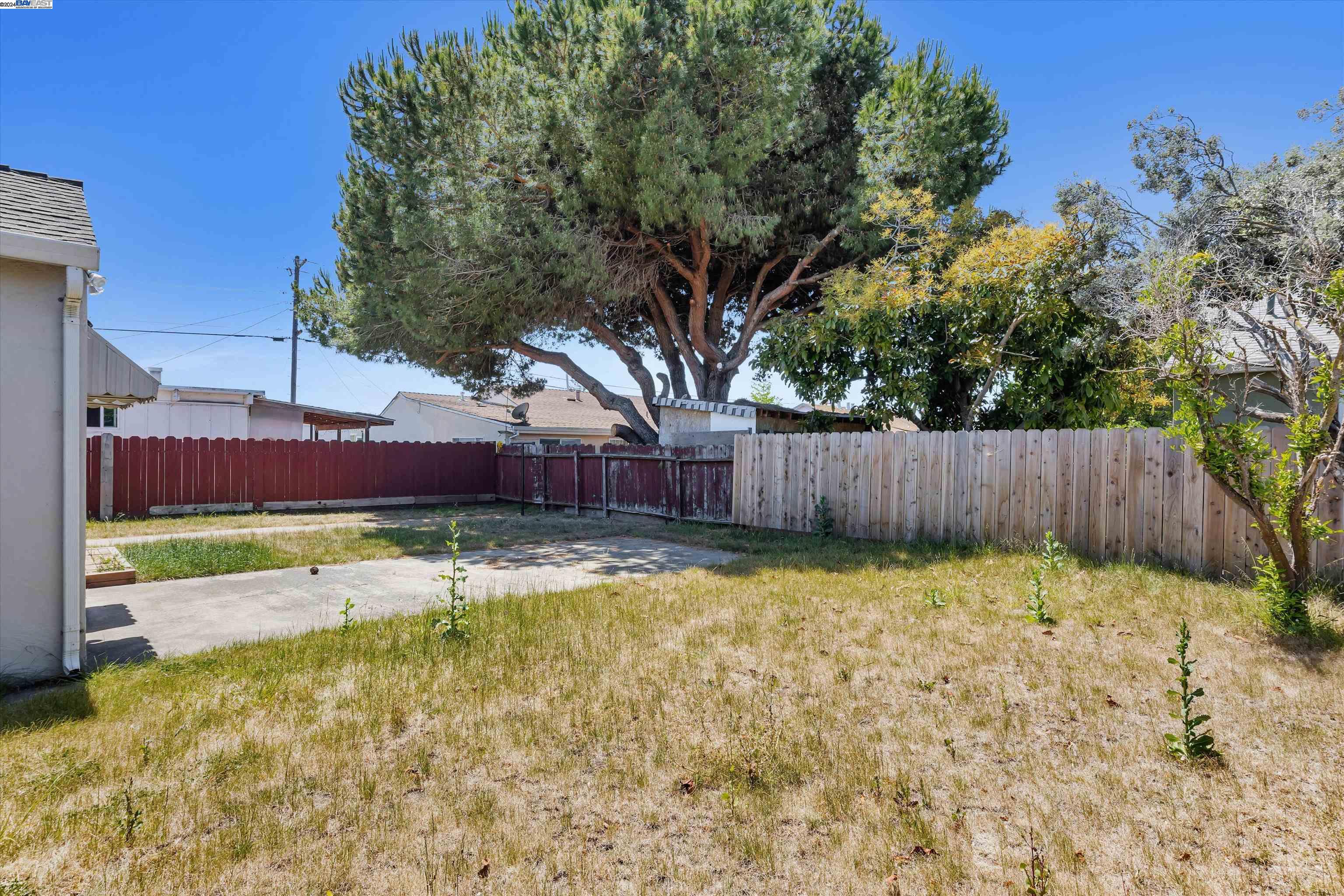 14885 Farnsworth