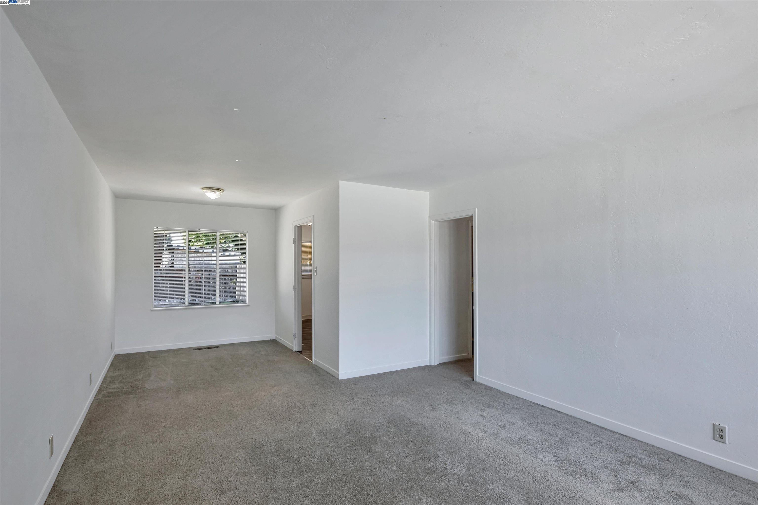 14885 Farnsworth