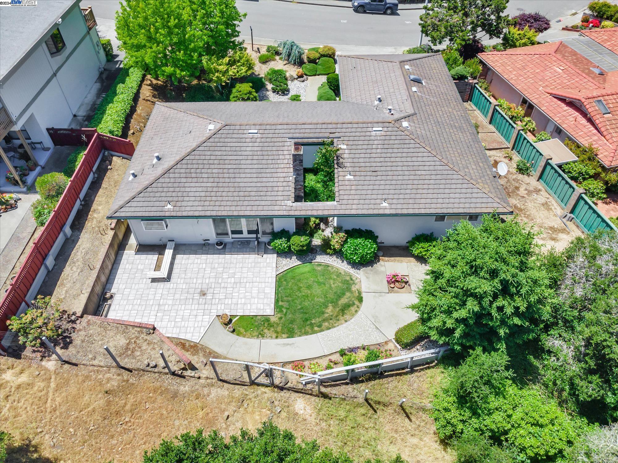 4724 Mira Vista Dr