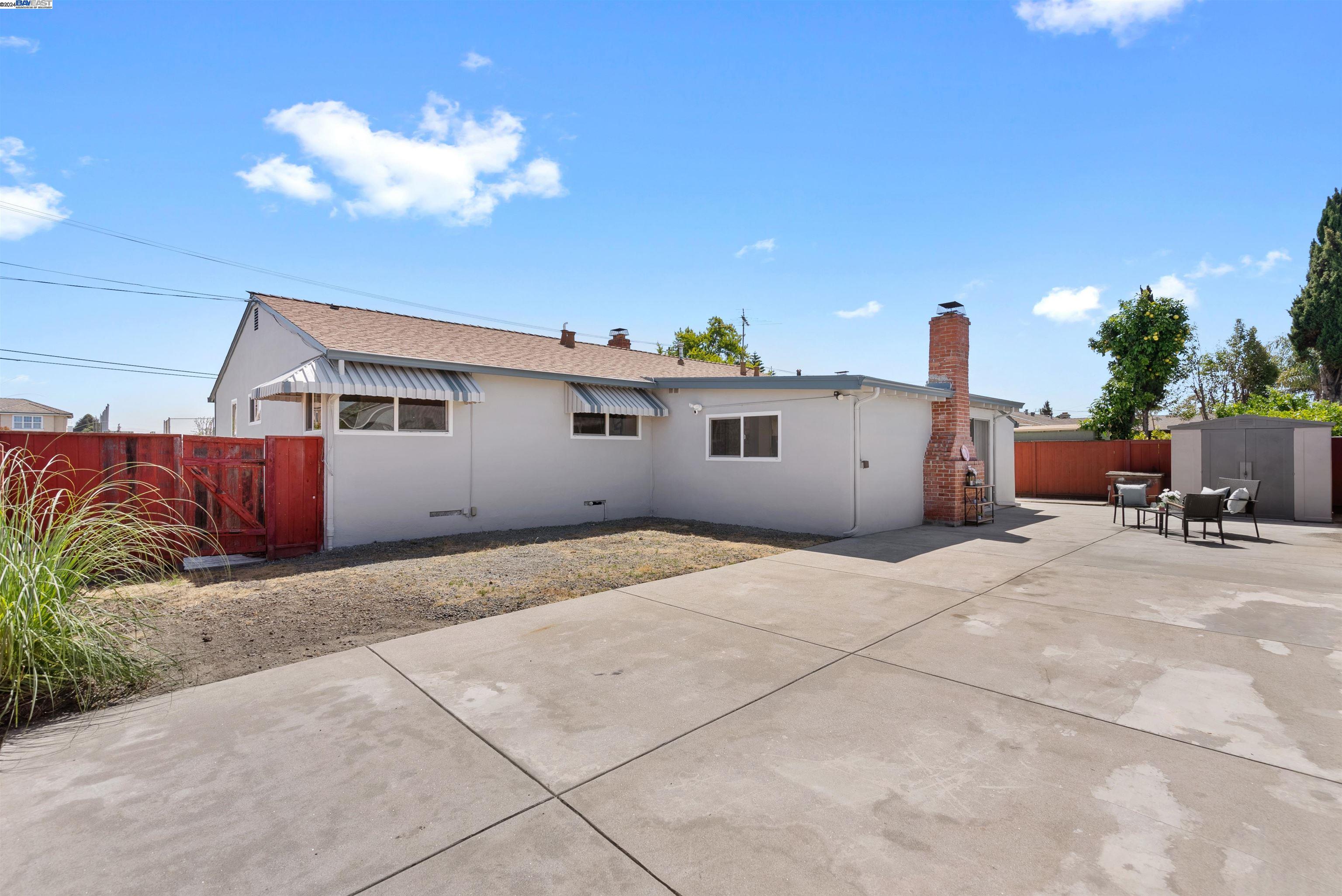 16001 Nielson Ave