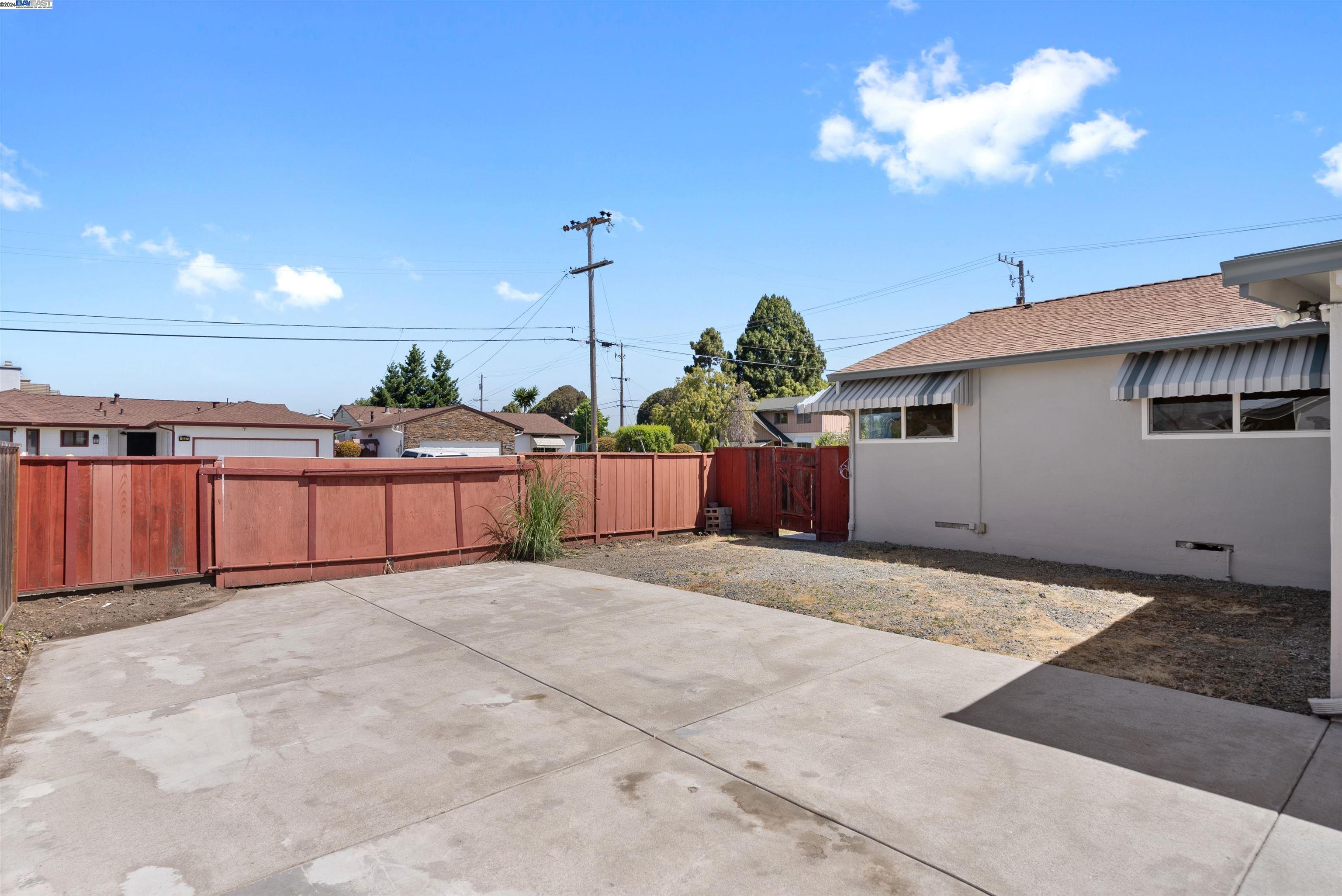 16001 Nielson Ave