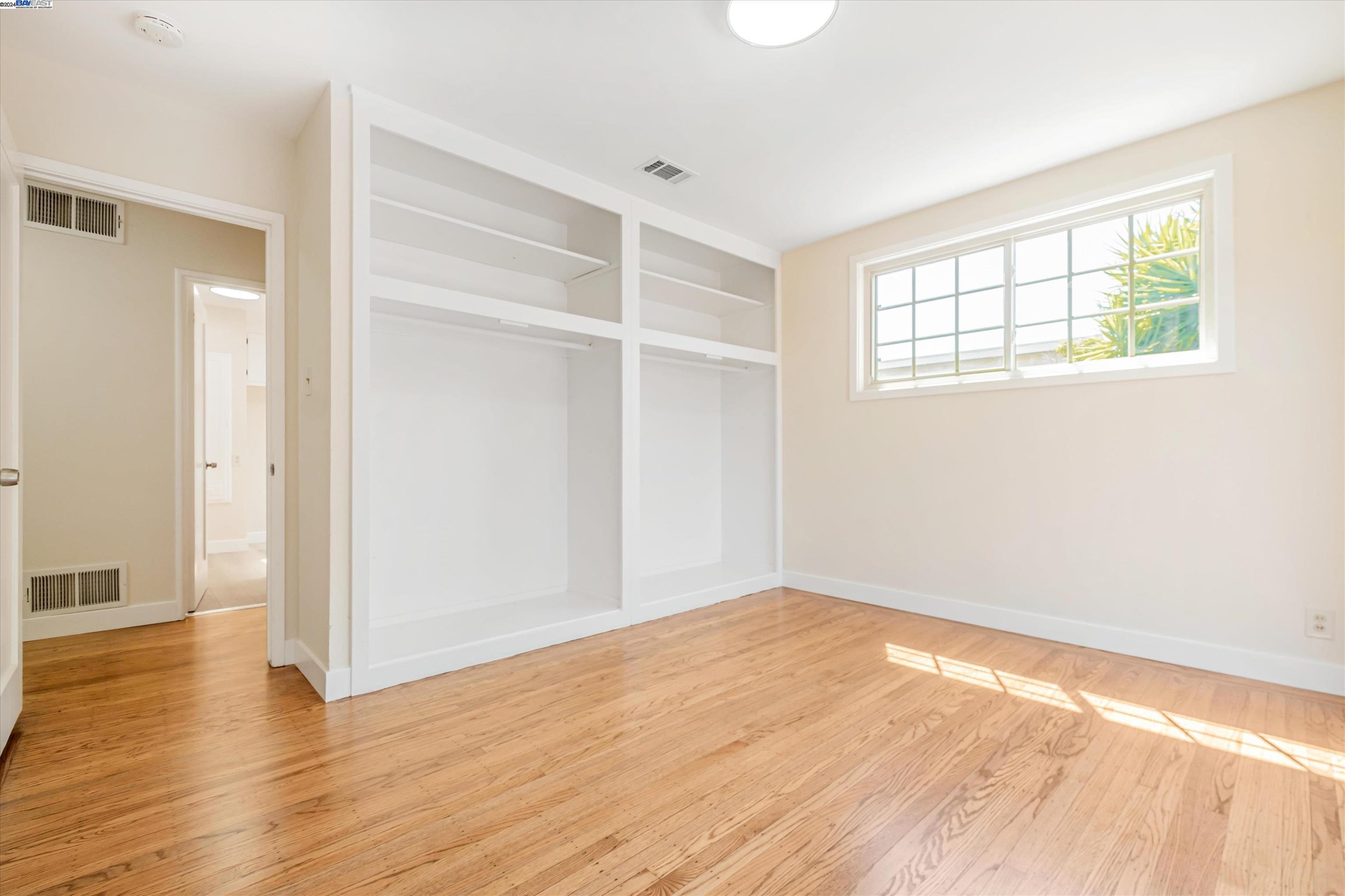 4284 David St