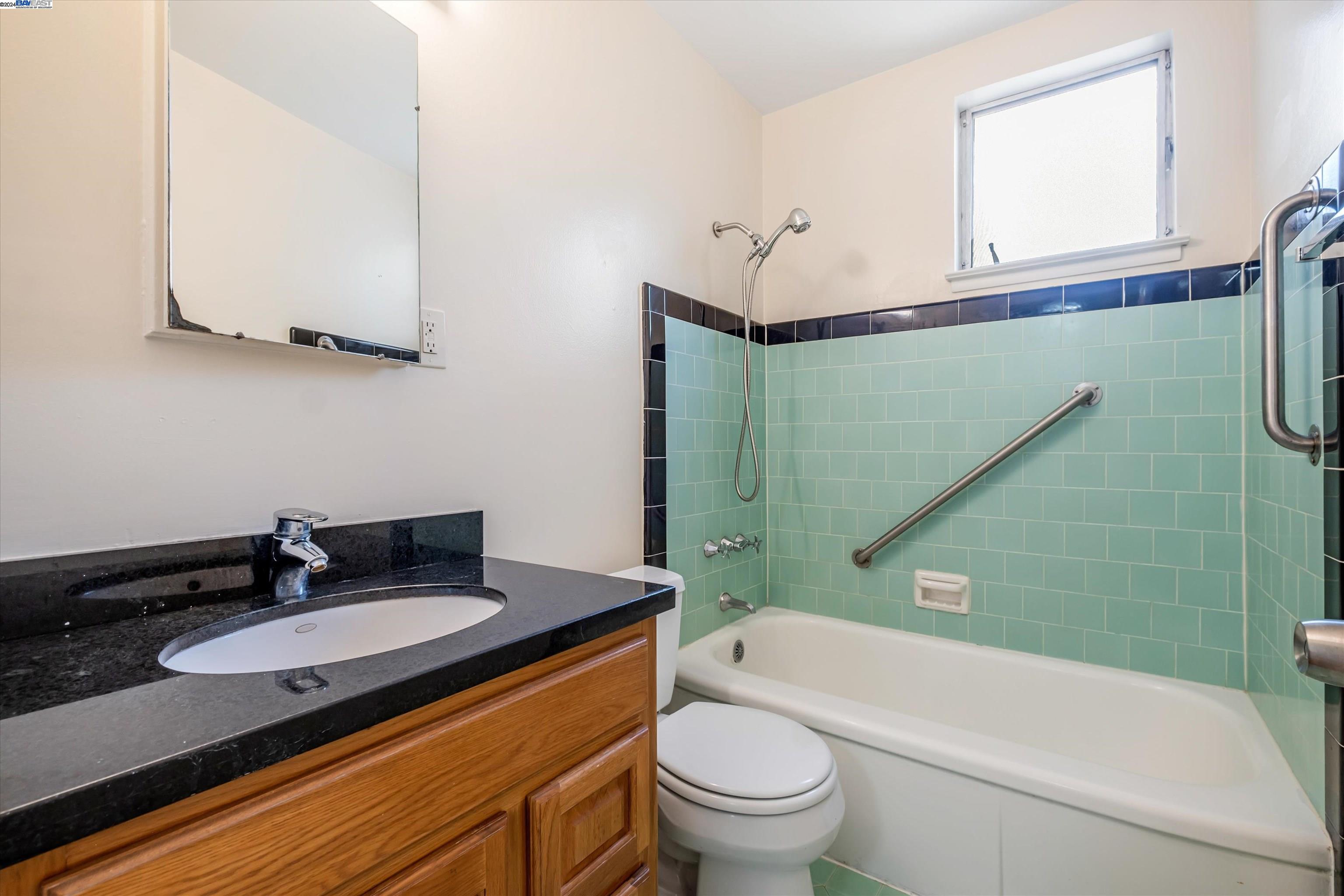 4284 David St