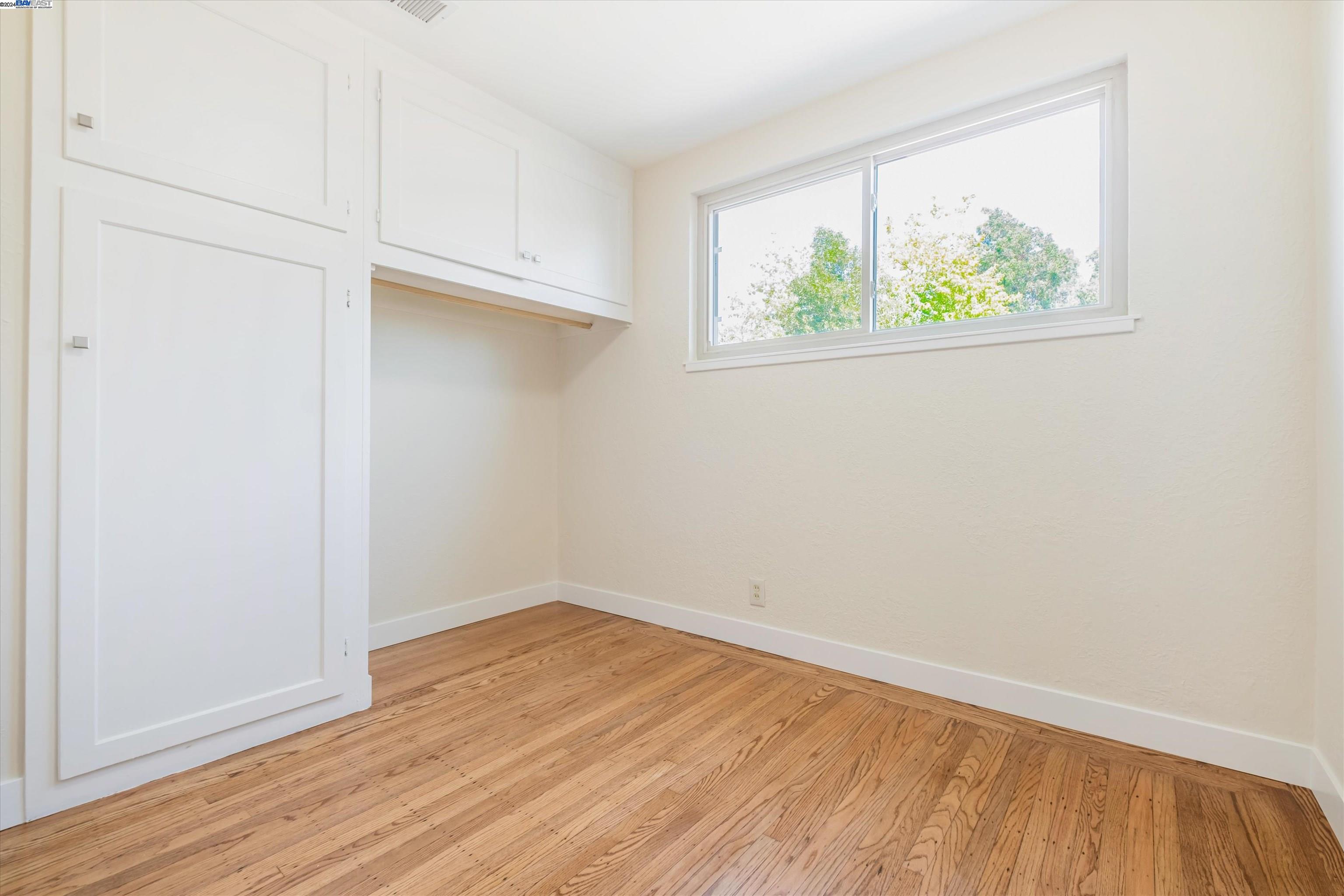 4284 David St