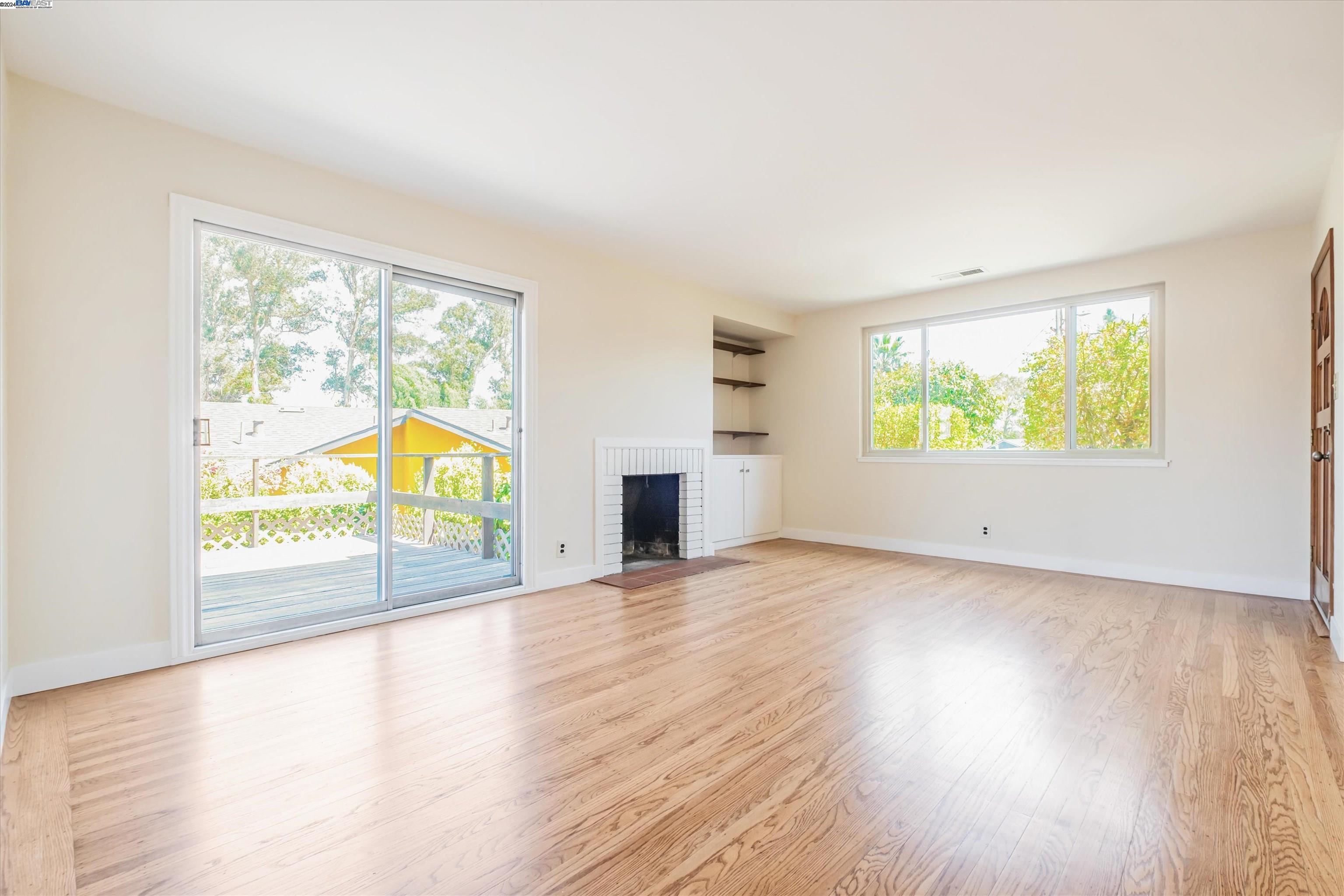 4284 David St
