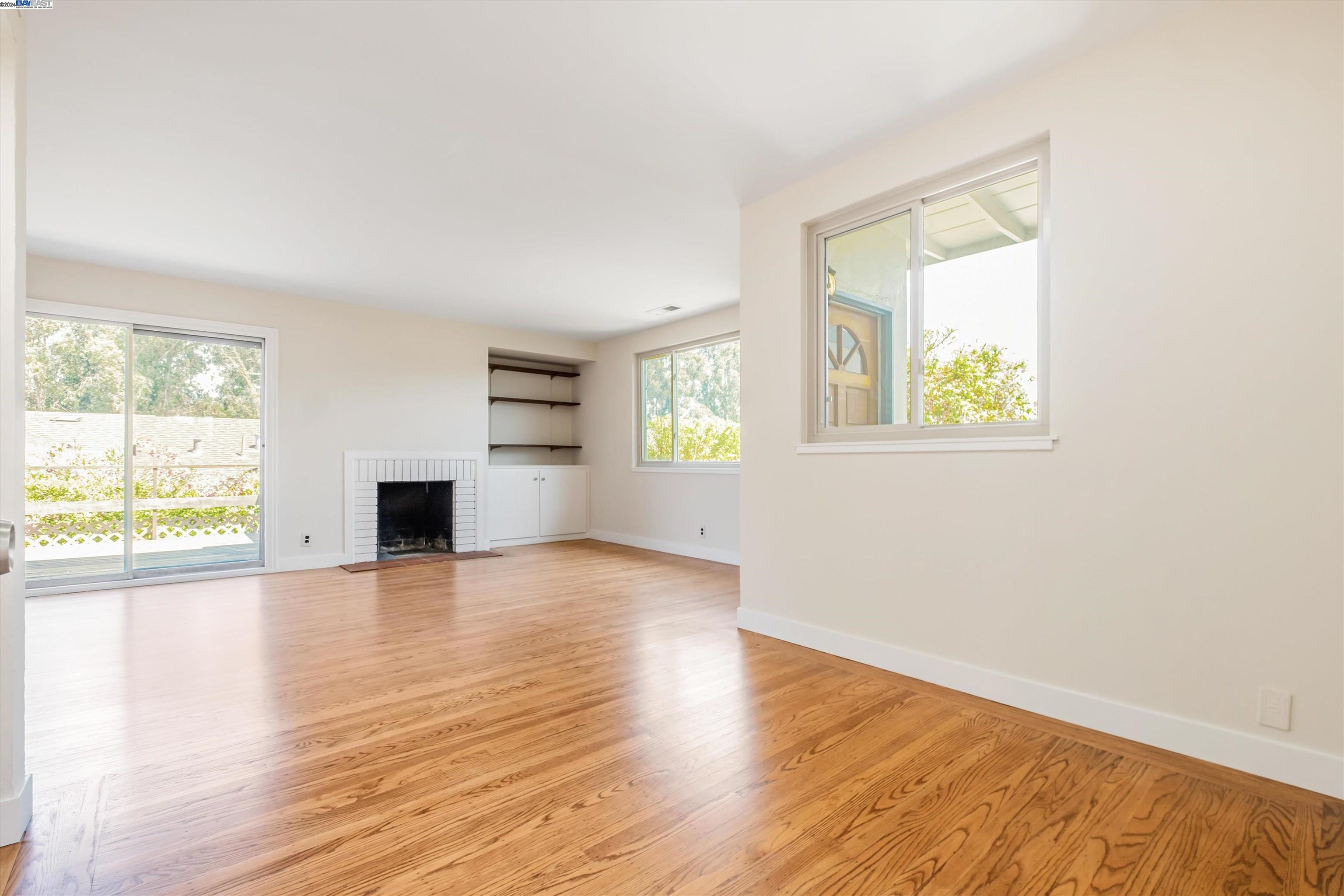 4284 David St