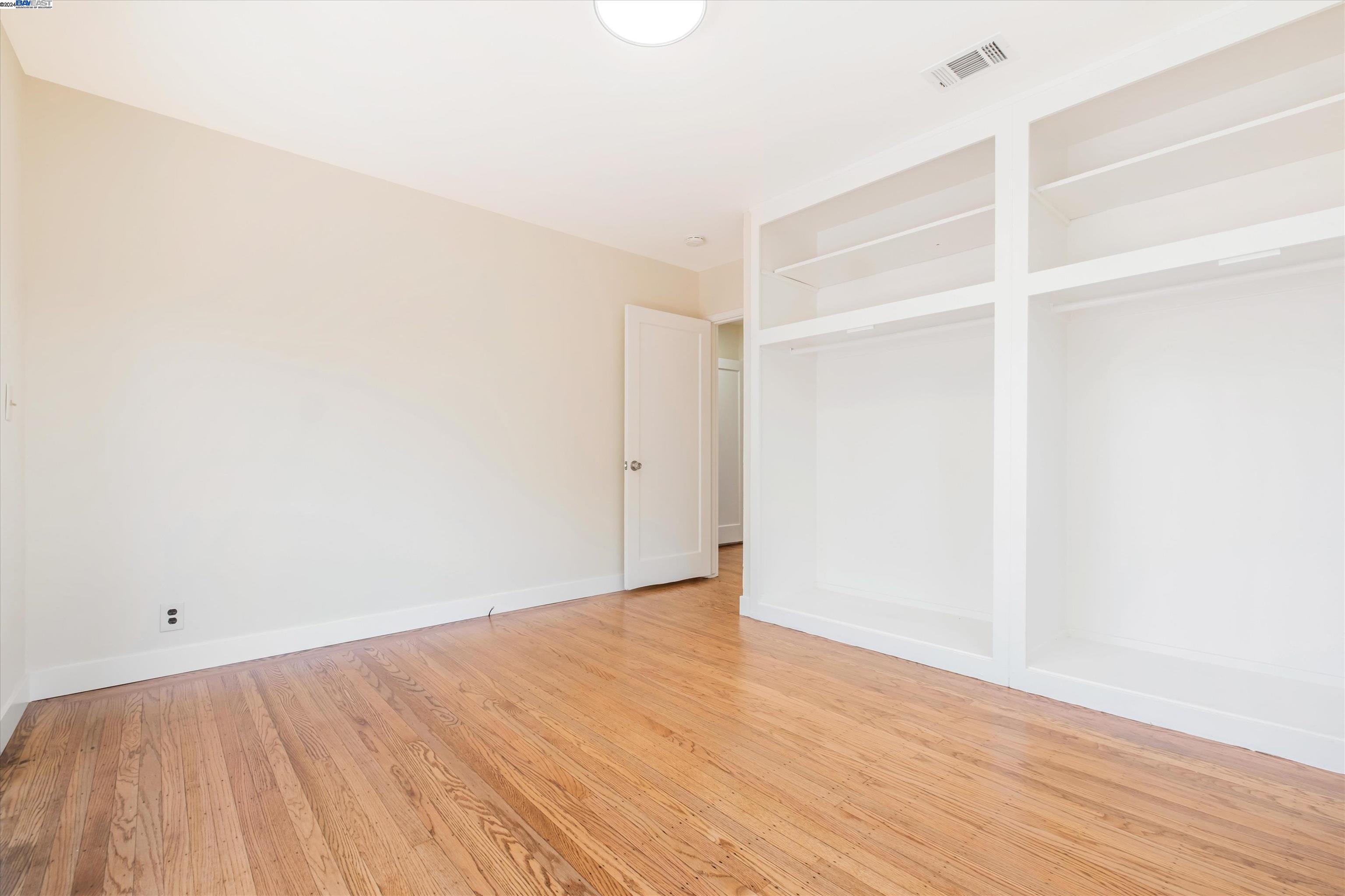 4284 David St
