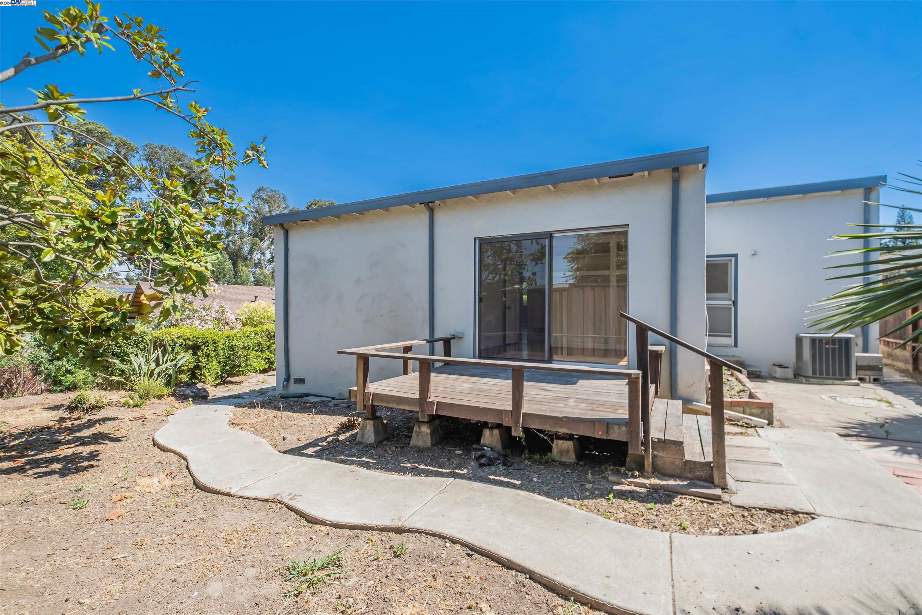 4284 David St