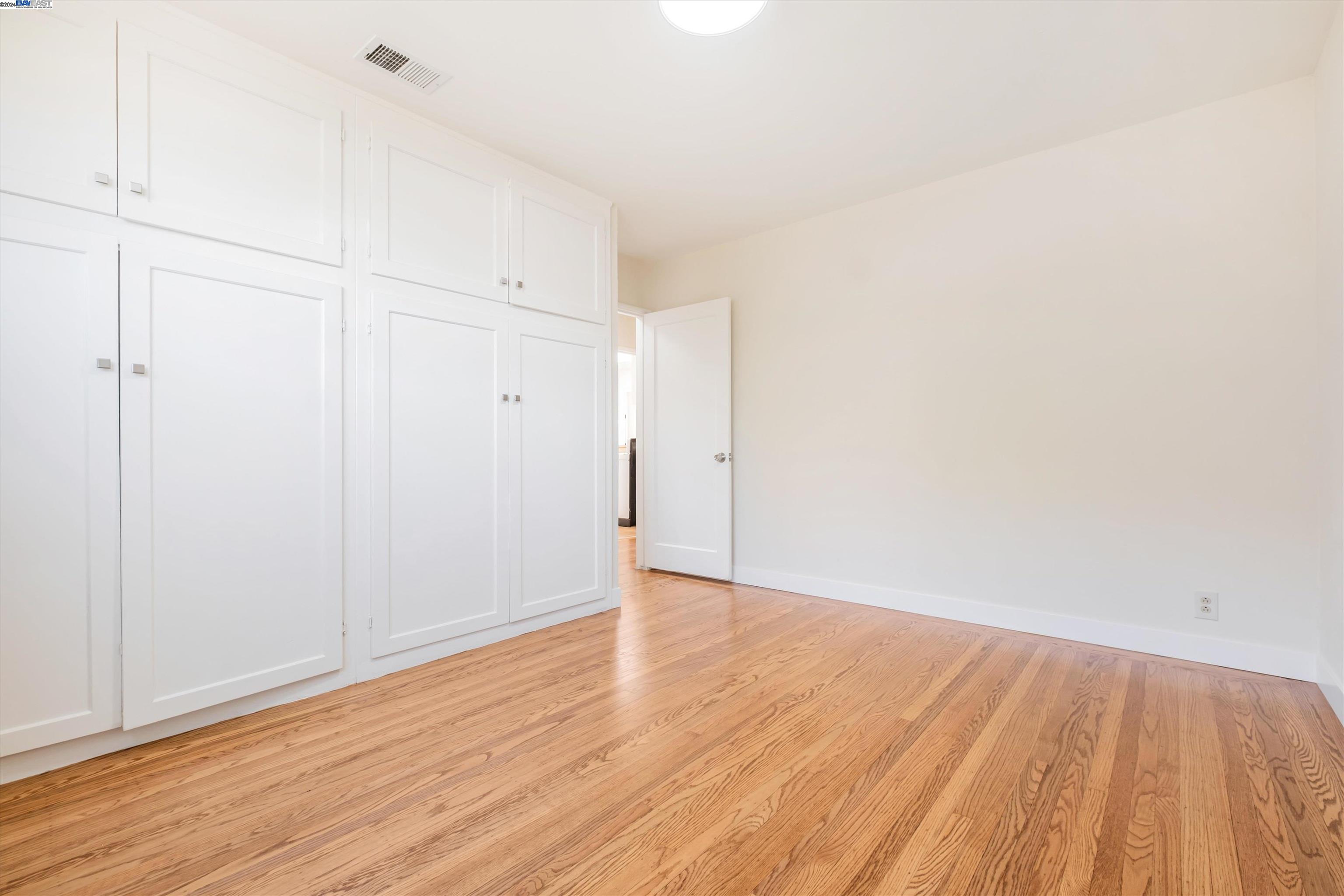 4284 David St