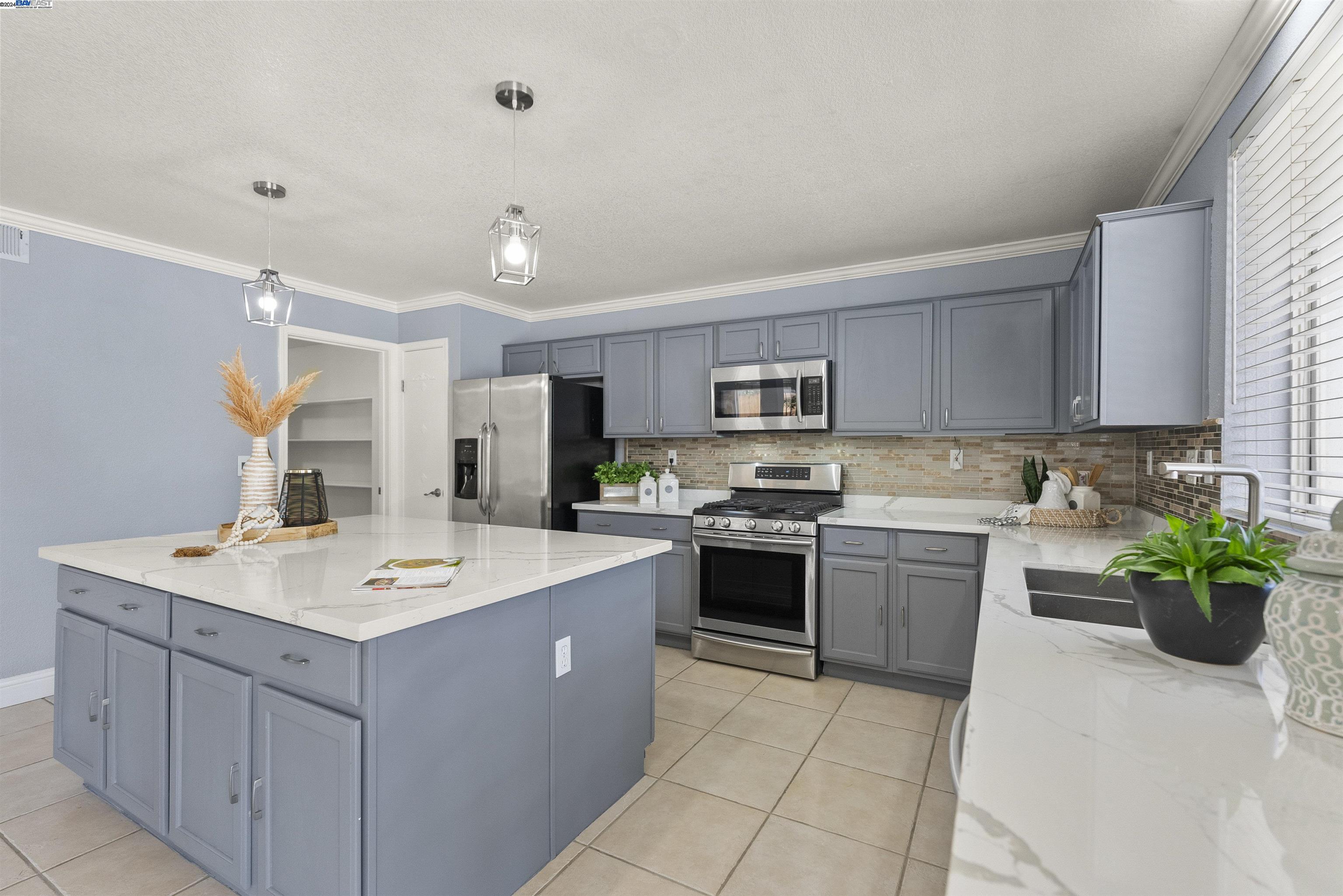 3222 Watercourse Ct
