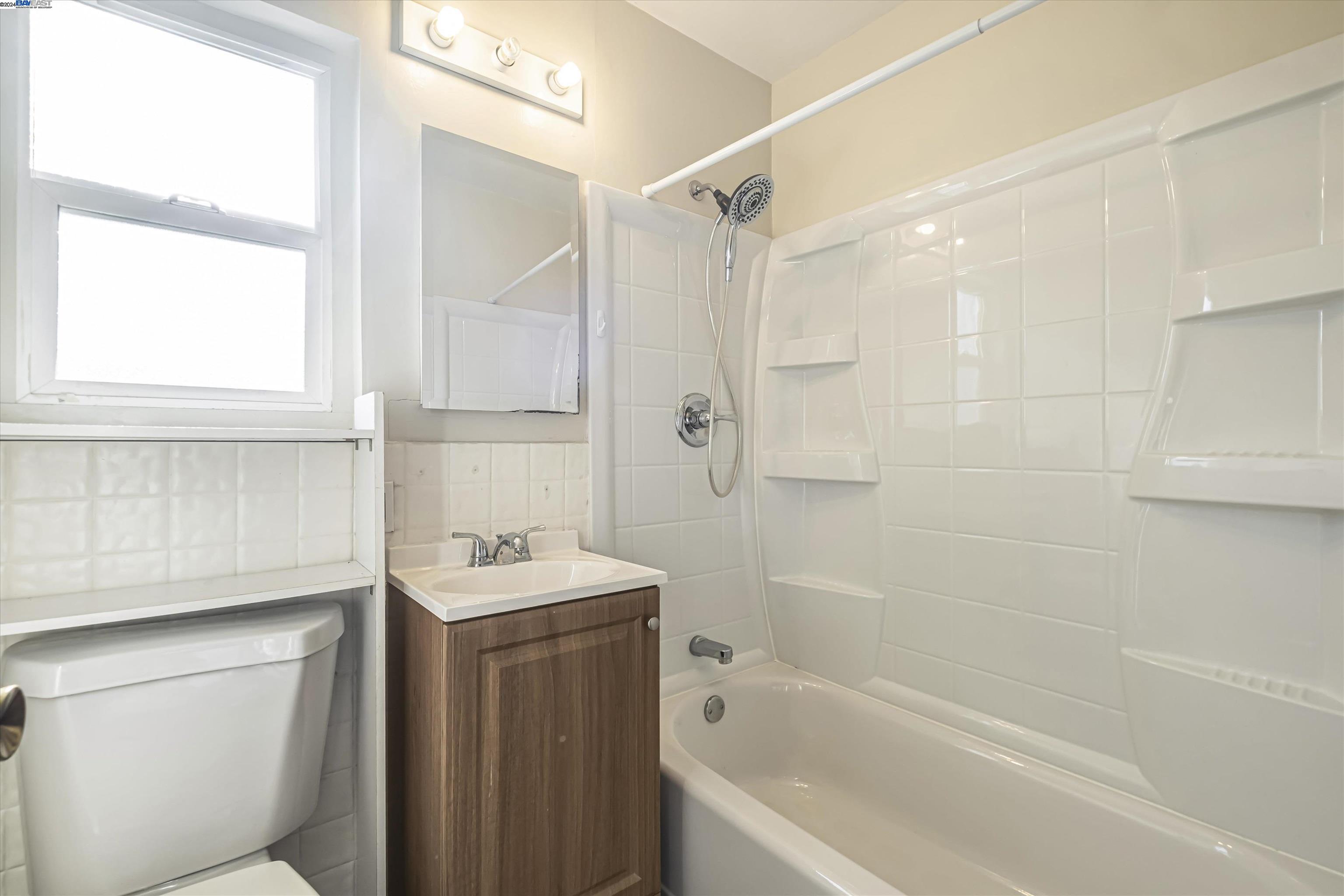 21153 Tyee Ct
