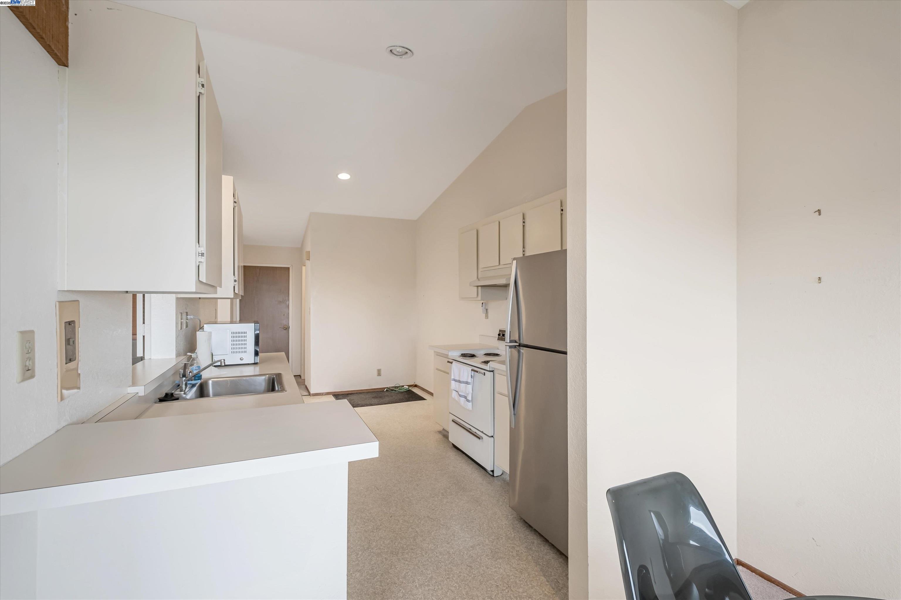 20111 W Ridge Ct # 4