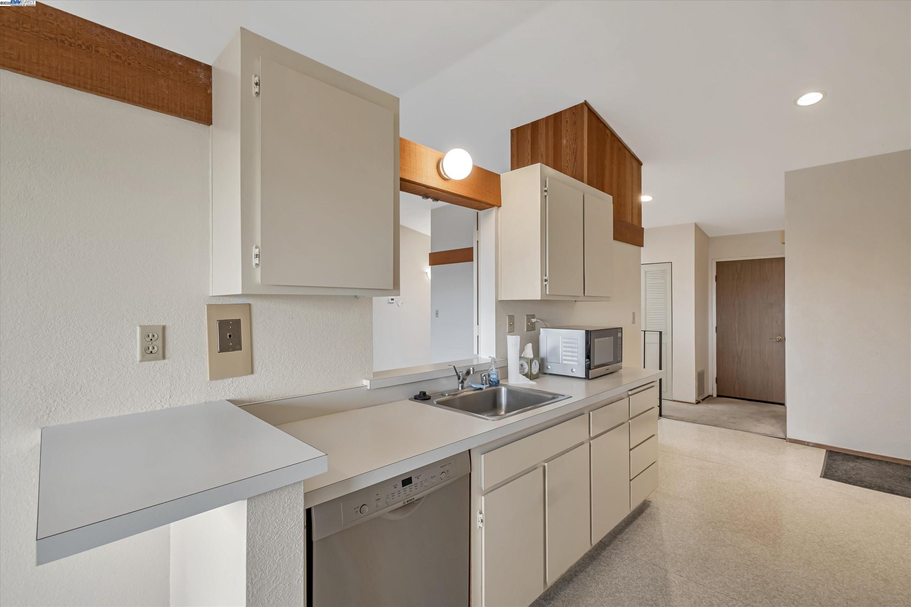 20111 W Ridge Ct # 4