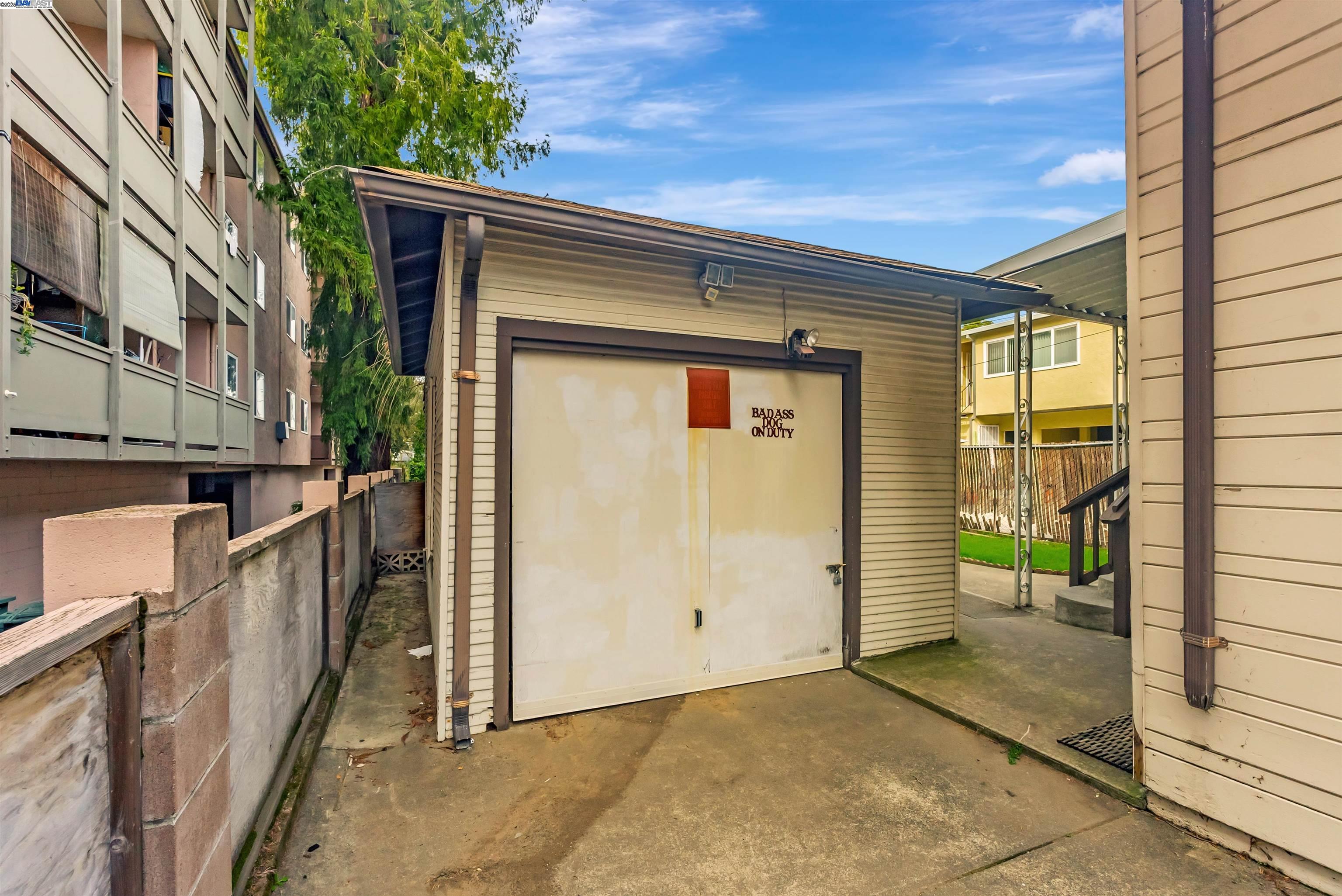 232 Chumalia St