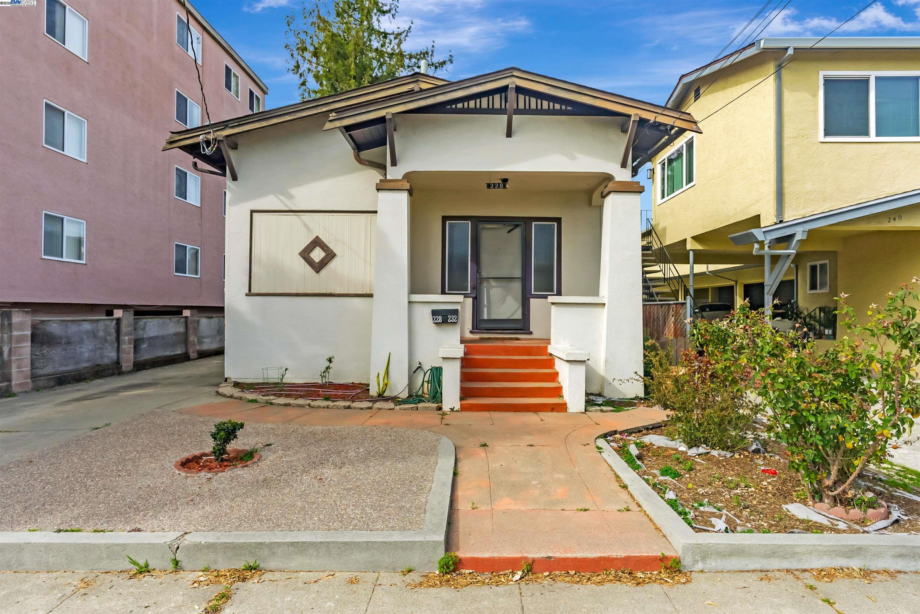 232 Chumalia St