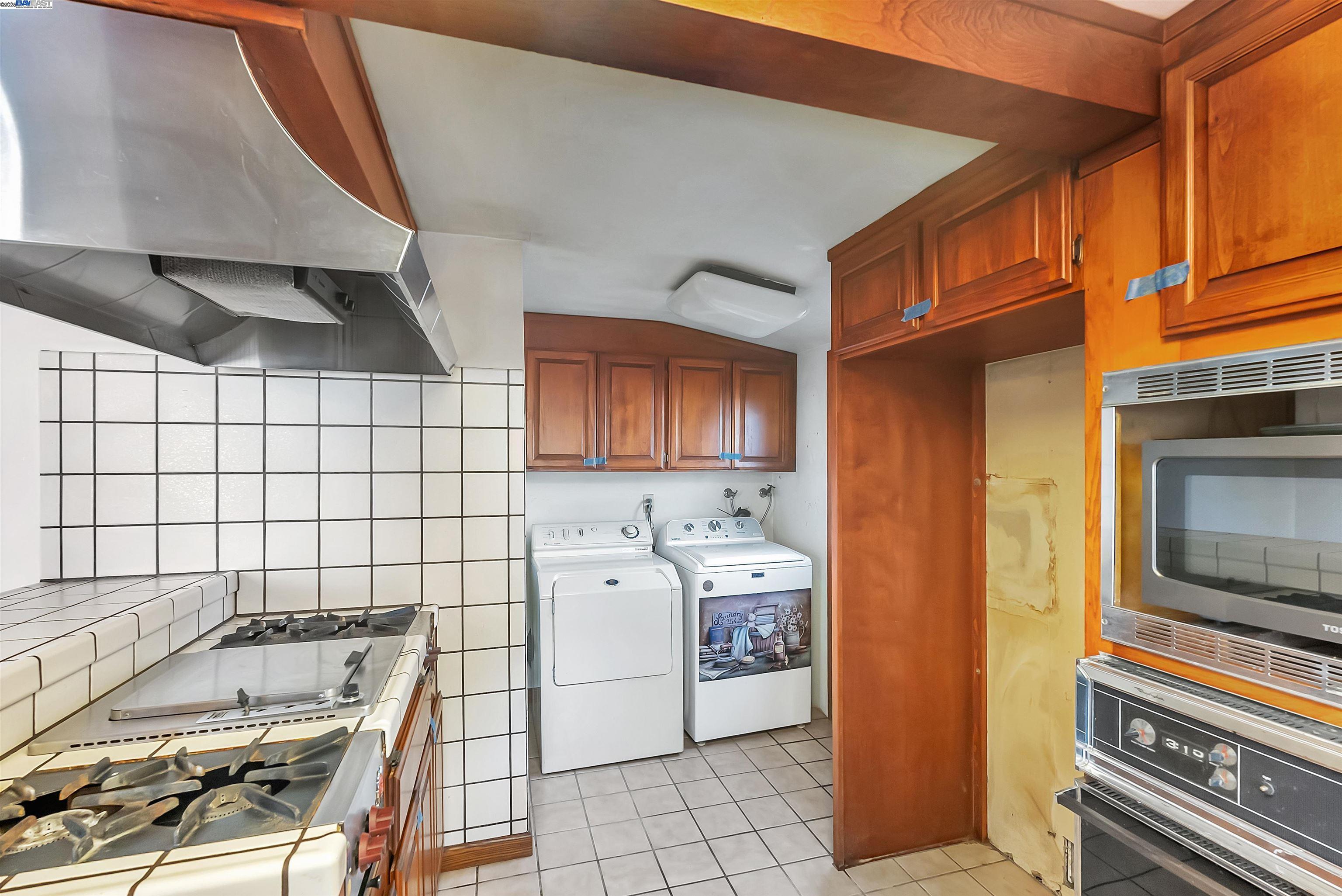 232 Chumalia St