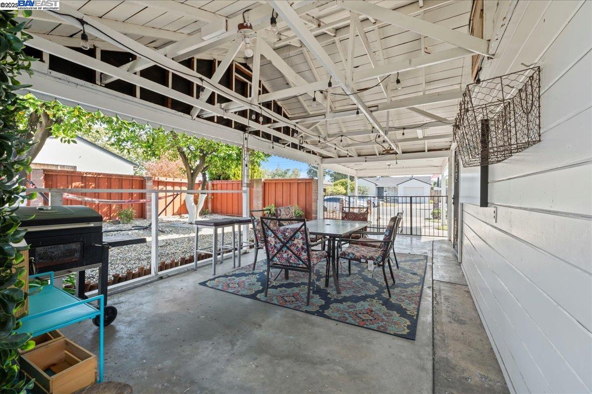 21953 Ada St