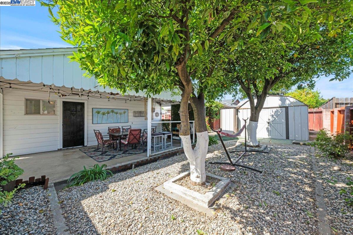 21953 Ada St
