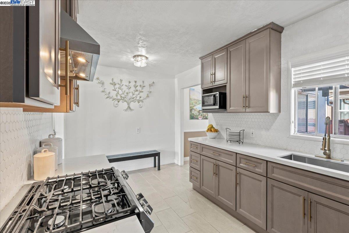 21953 Ada St