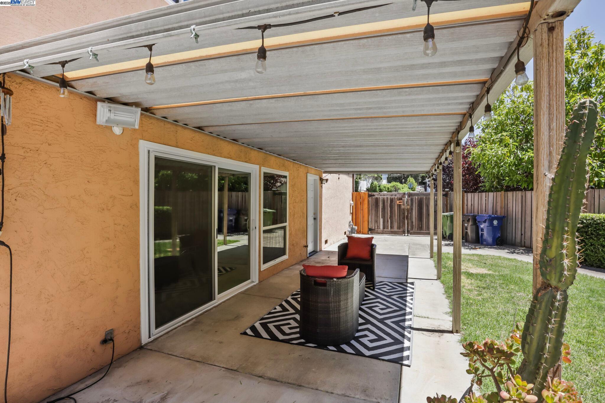 5778 Mountain Ct
